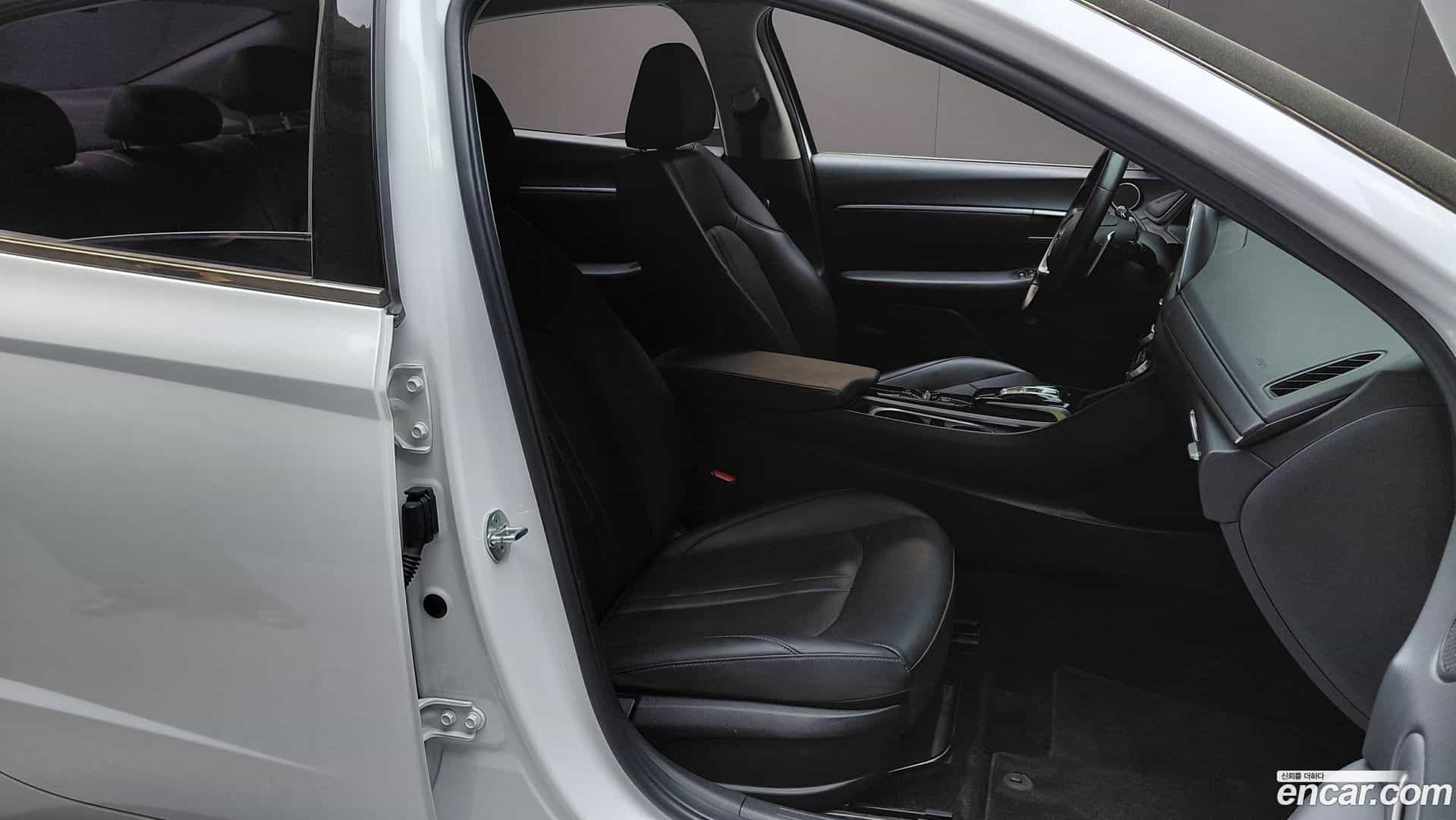 Sonata Hyundai 2022.5-INNER-036