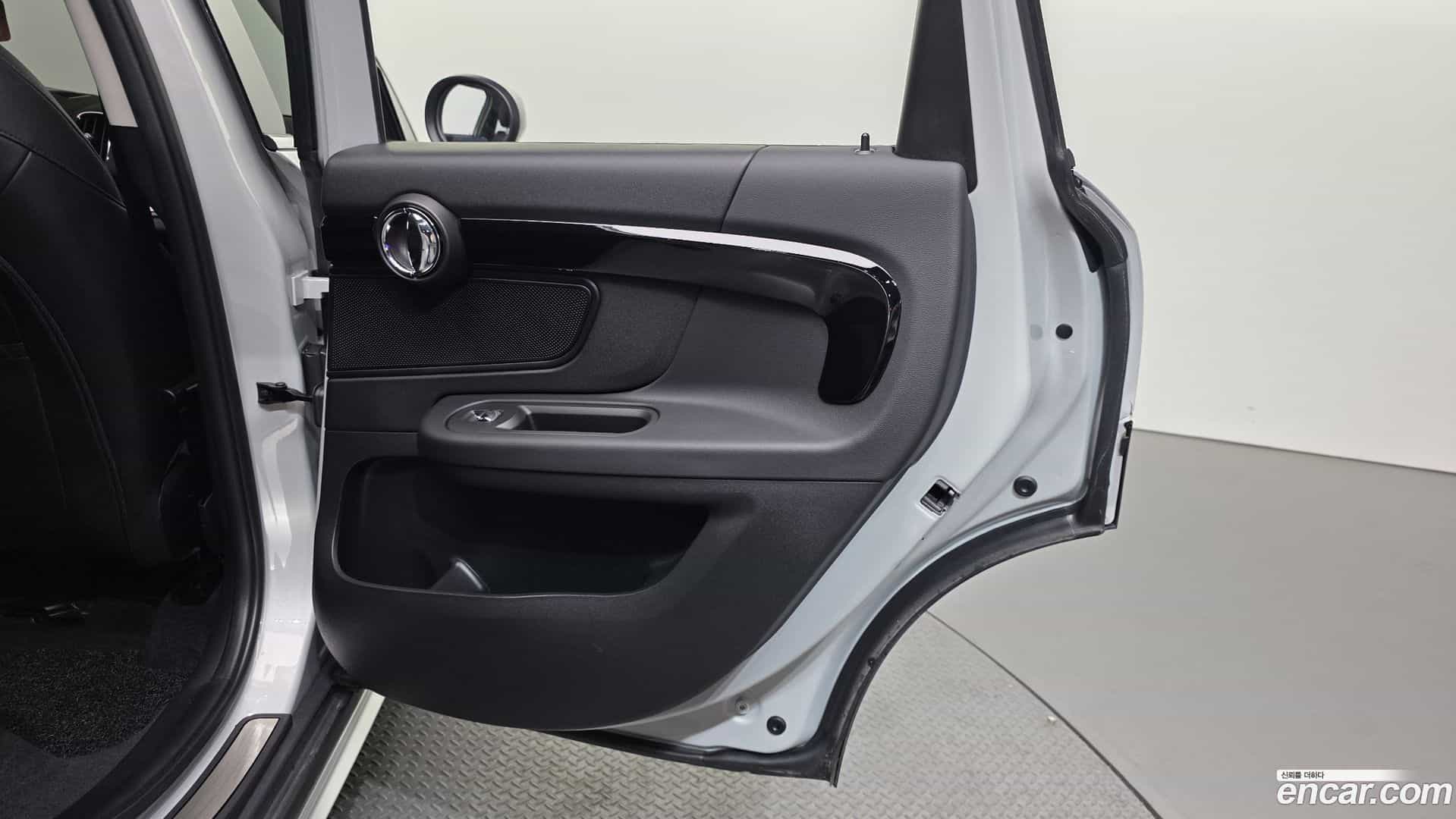 Countryman Mini 2023.5-INNER-035
