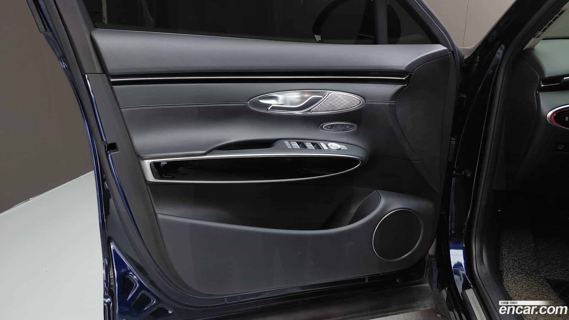 GV70 Genesis 2021.2-INNER-034