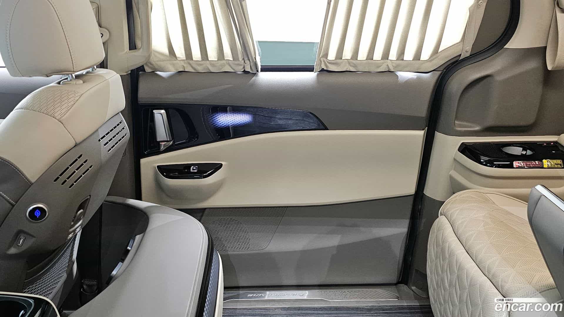Canival Kia 2023.1-INNER-035