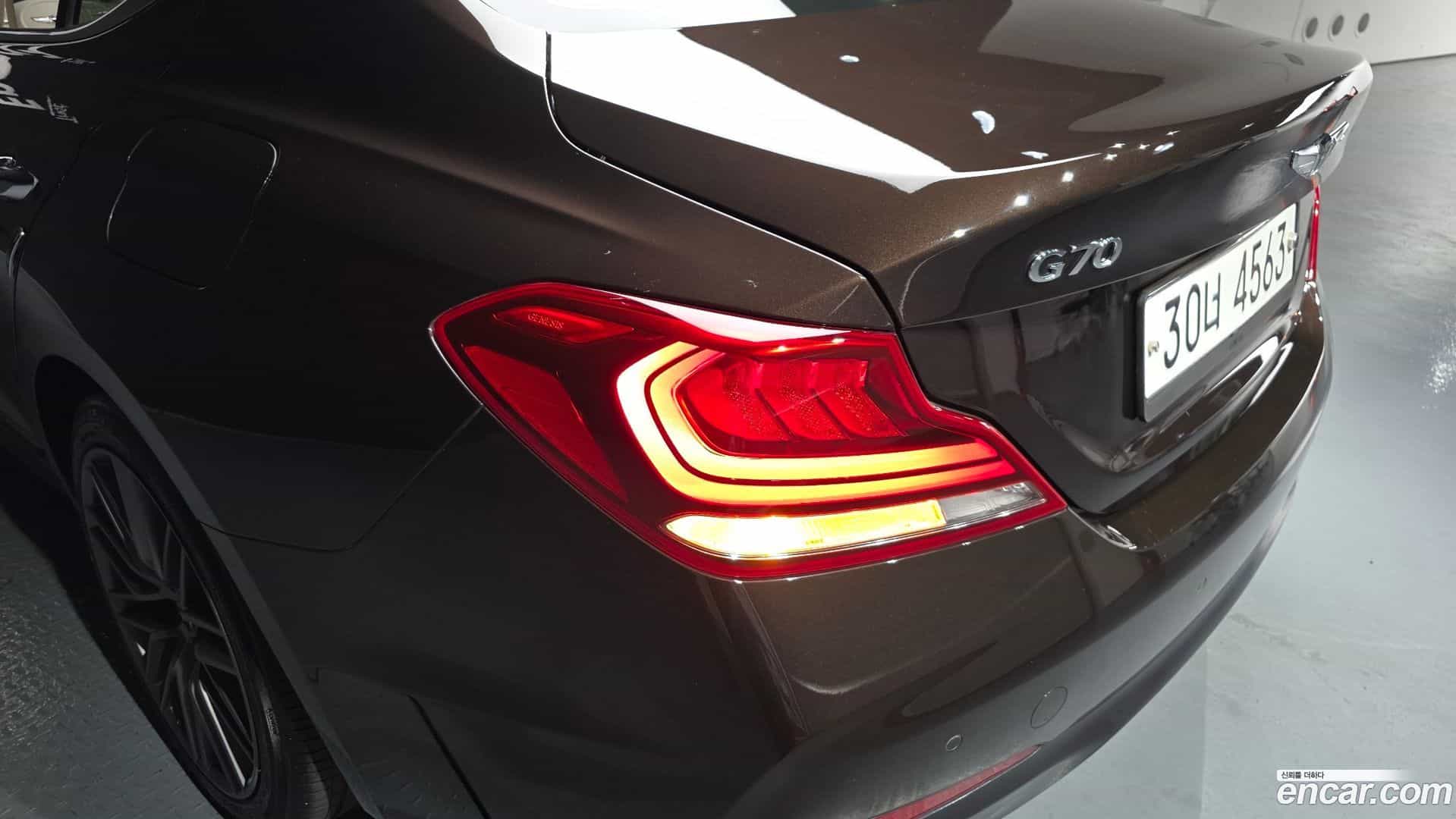 G70 Genesis 2018.2-OUTER-033