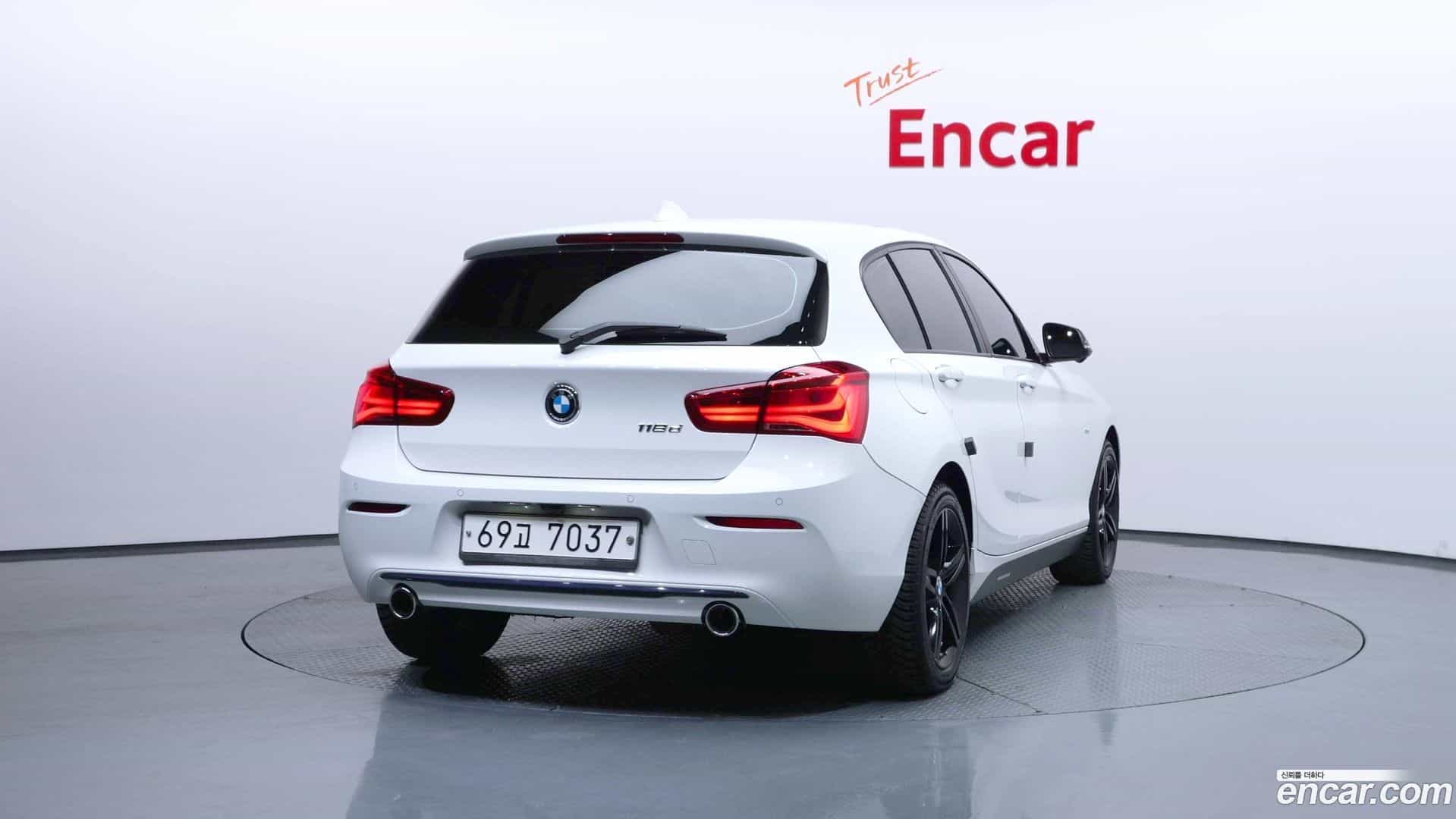 1-Series BMW 2017.3-OUTER-004