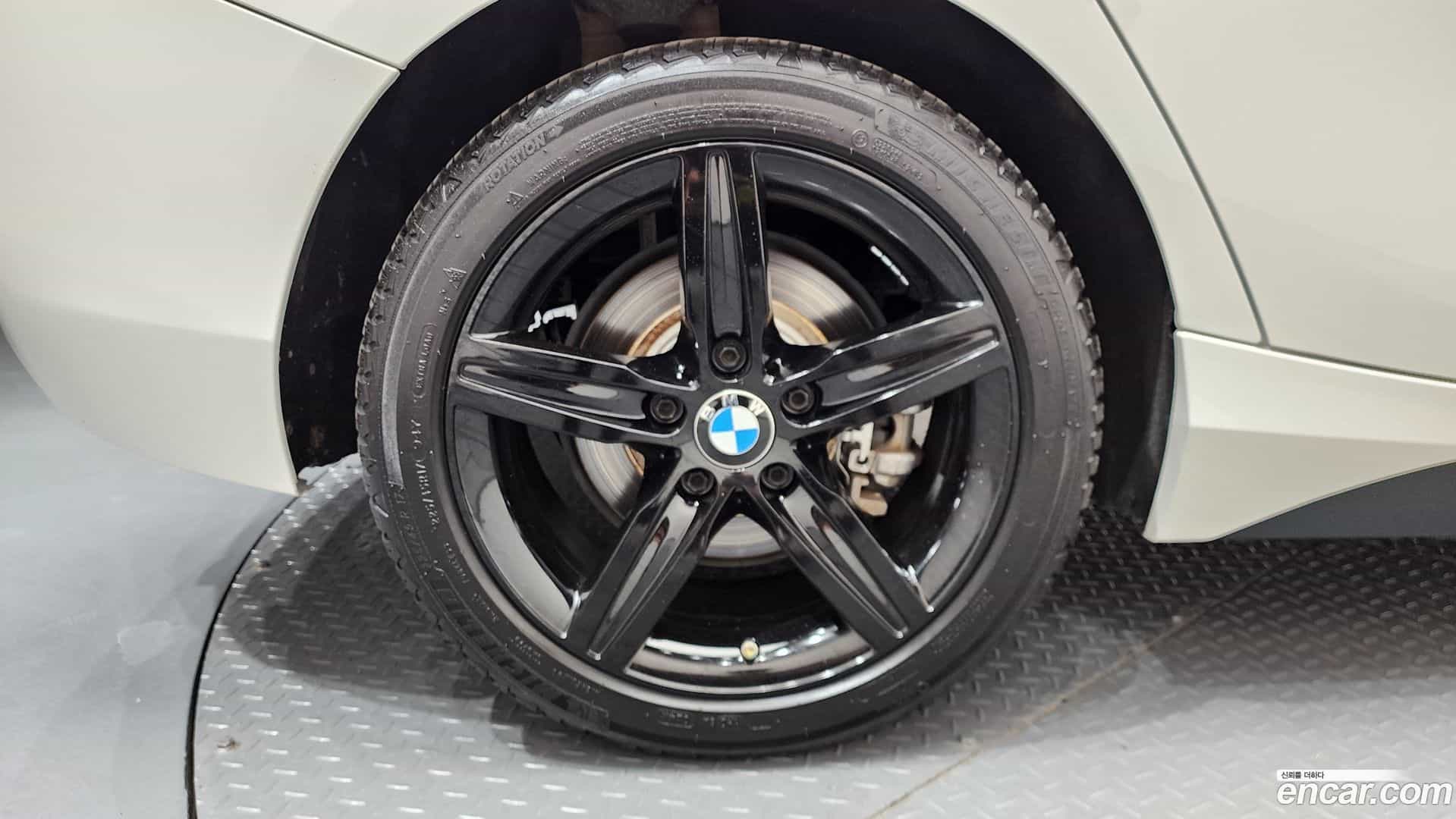 1-Series BMW 2017.3-OUTER-005