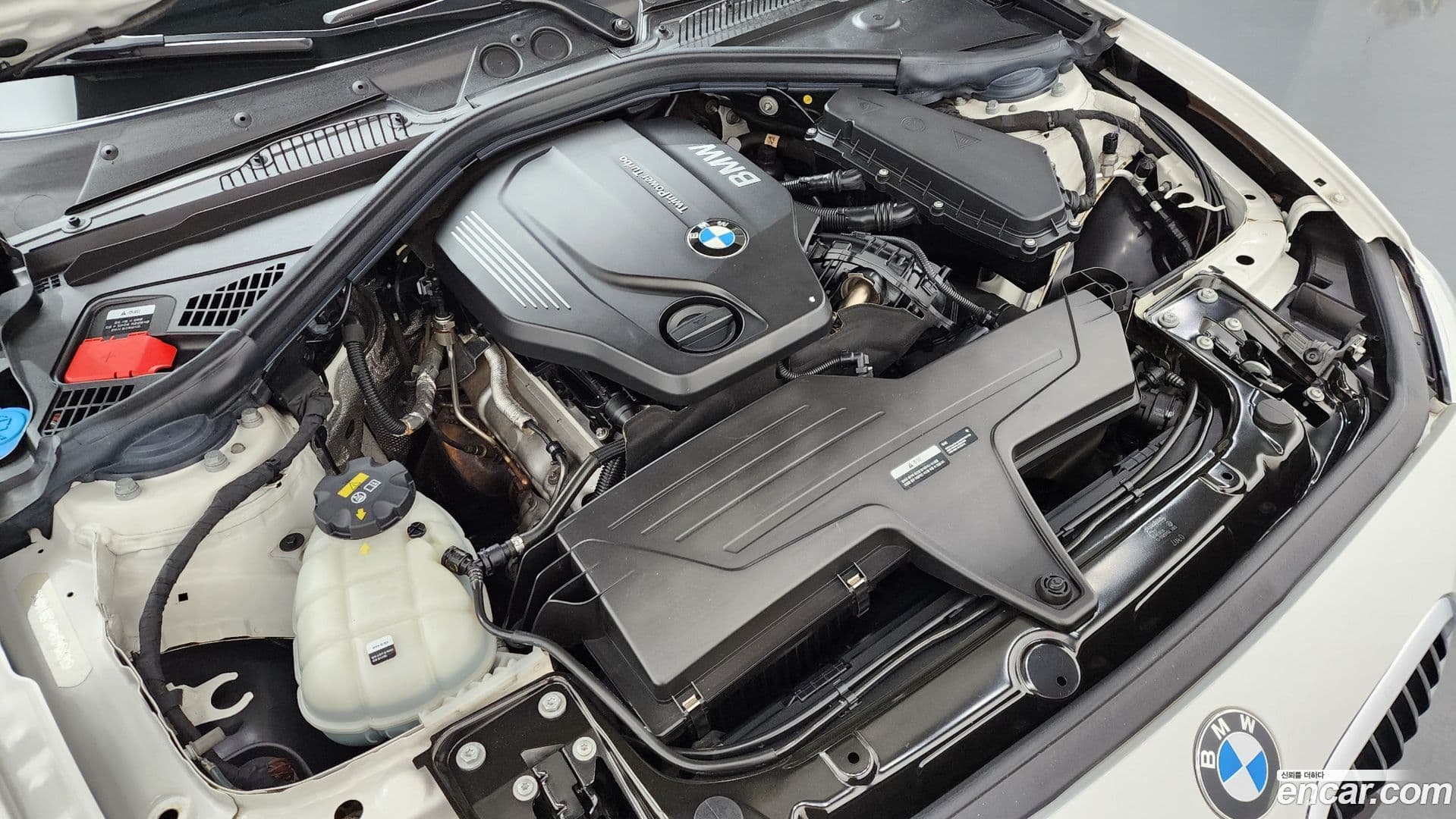 Main__Slider__Photo:1-Series BMW 2017.3-5