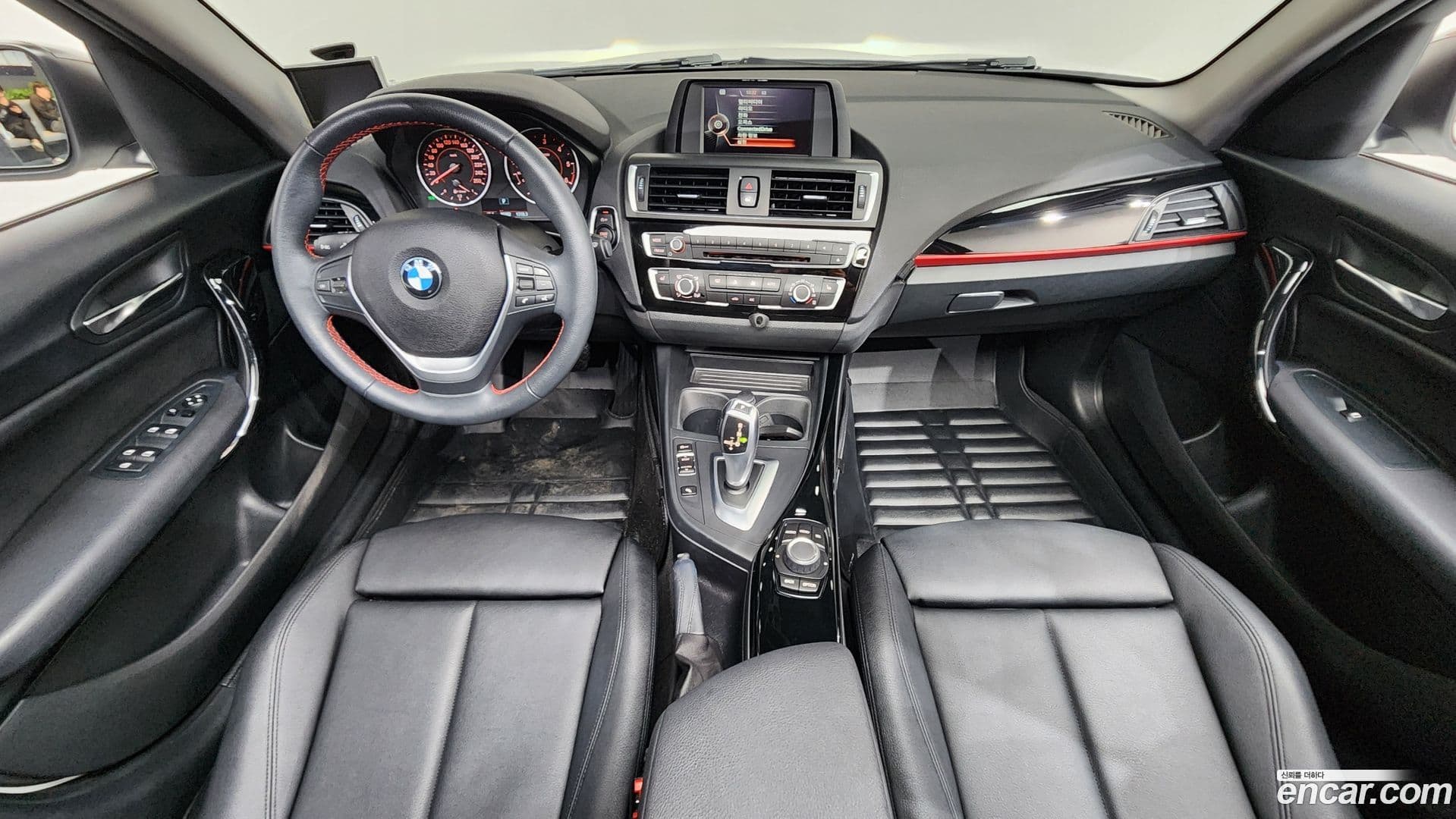 Main__Slider__Photo:1-Series BMW 2017.3-6