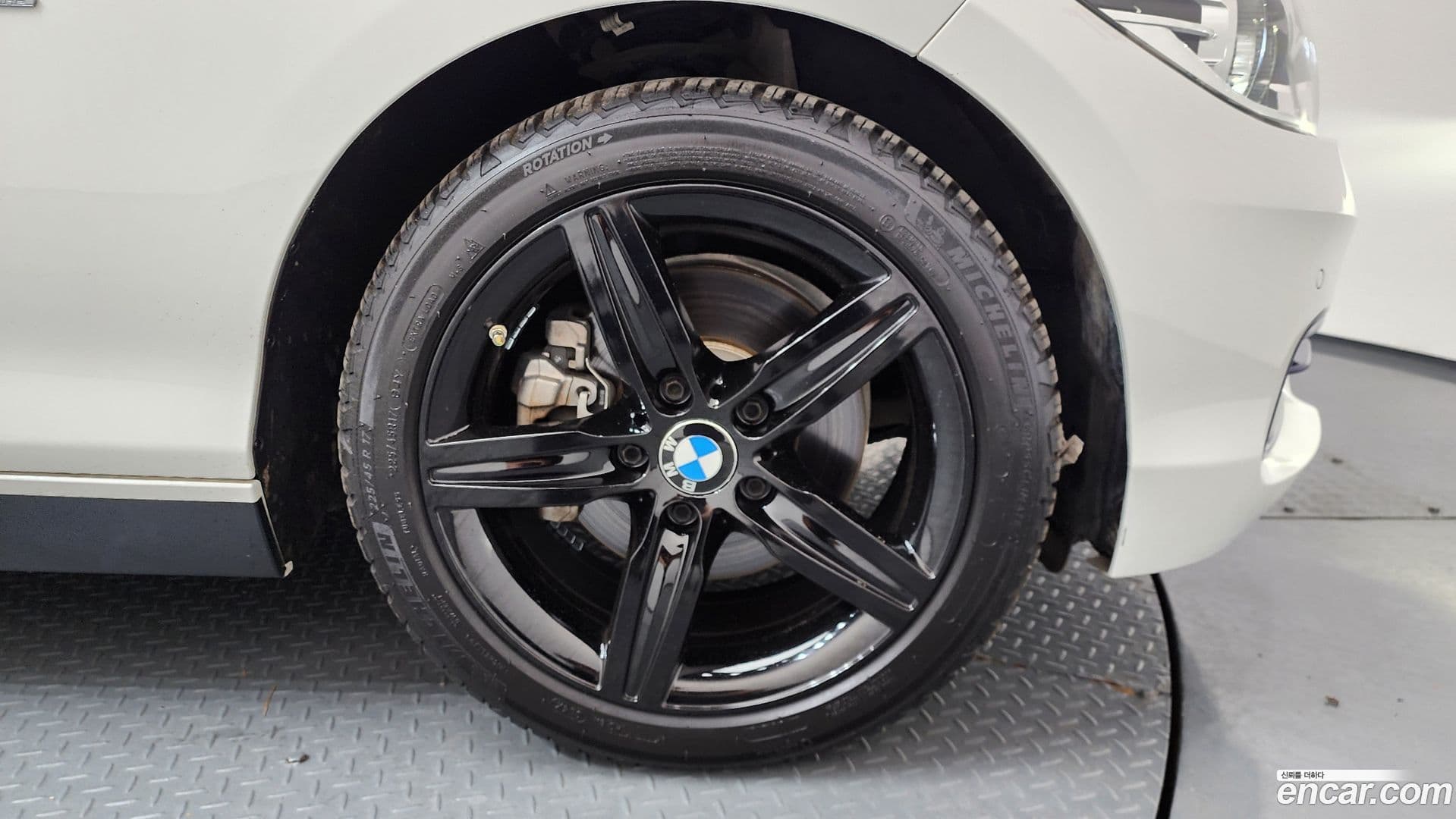Main__Slider__Photo:1-Series BMW 2017.3-20
