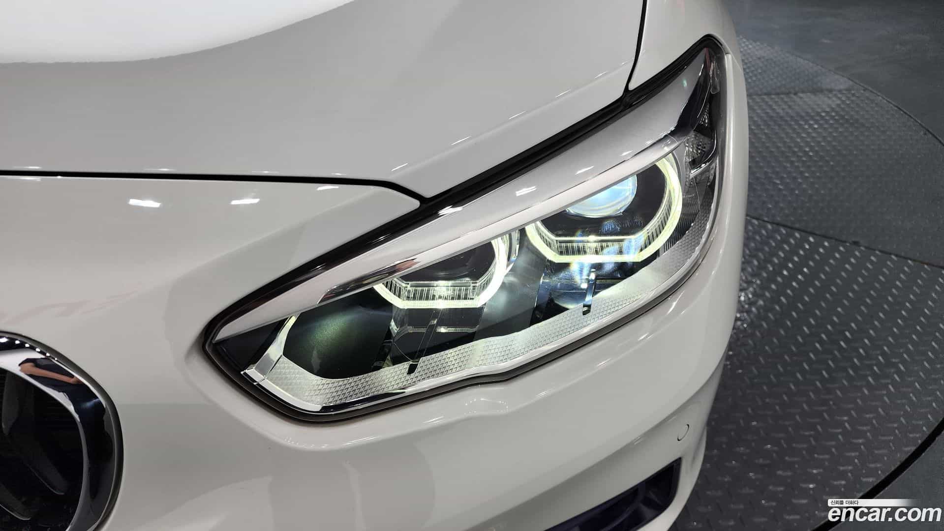 1-Series BMW 2017.3-OUTER-032