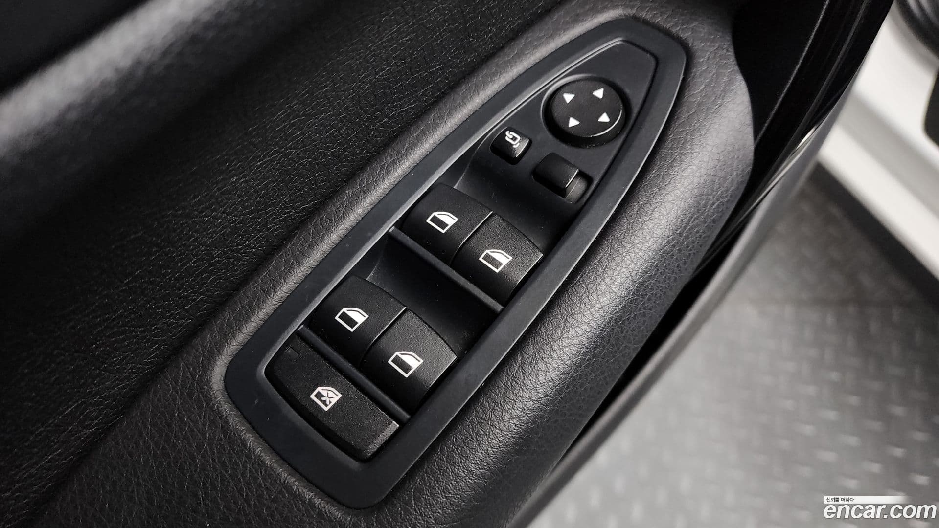 Main__Slider__Photo:1-Series BMW 2017.3-29