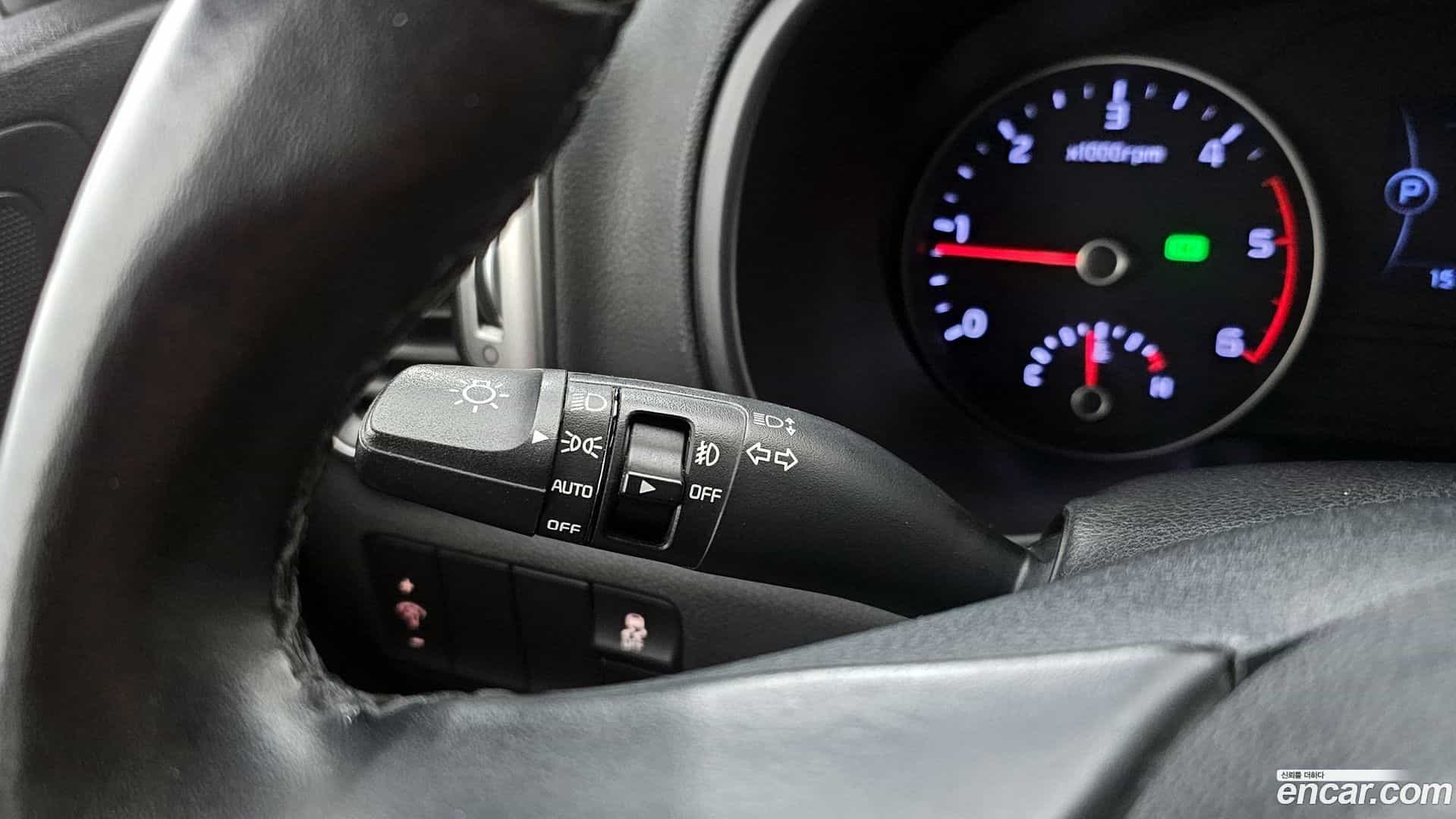 Sportage Kia 2015.8-OPTION-042