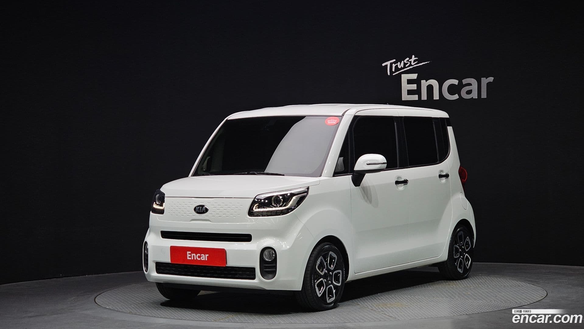 Main__Slider__Photo:RAY Kia 2021.1-0