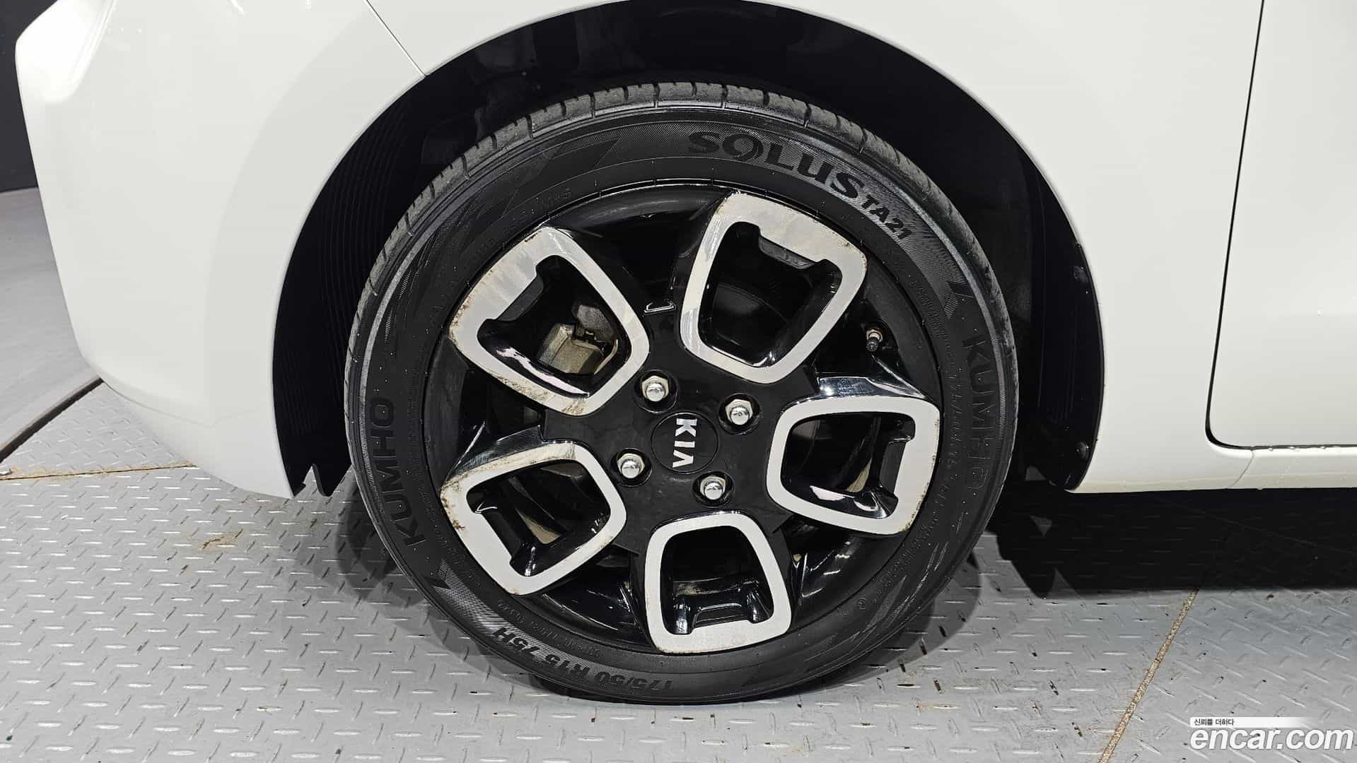 RAY Kia 2021.1-OUTER-005