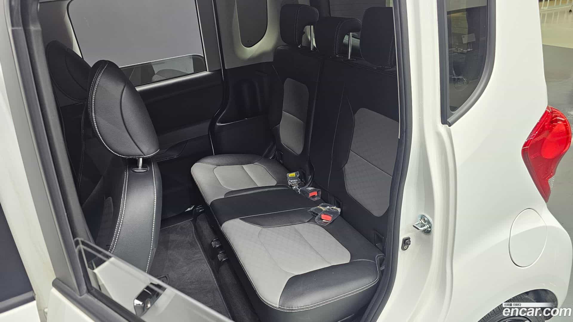 RAY Kia 2021.1-INNER-036