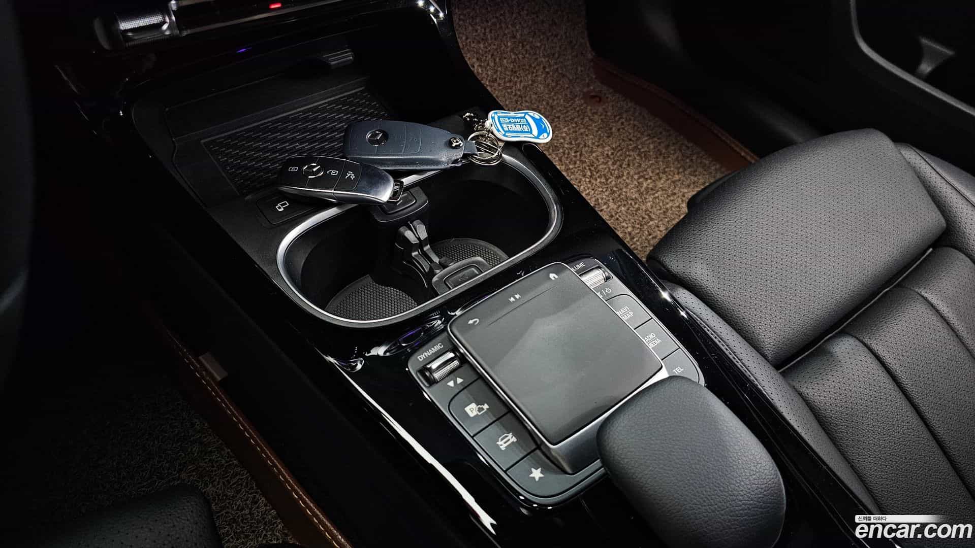 A-Class Mercedes-Benz 2020.11-OPTION-020