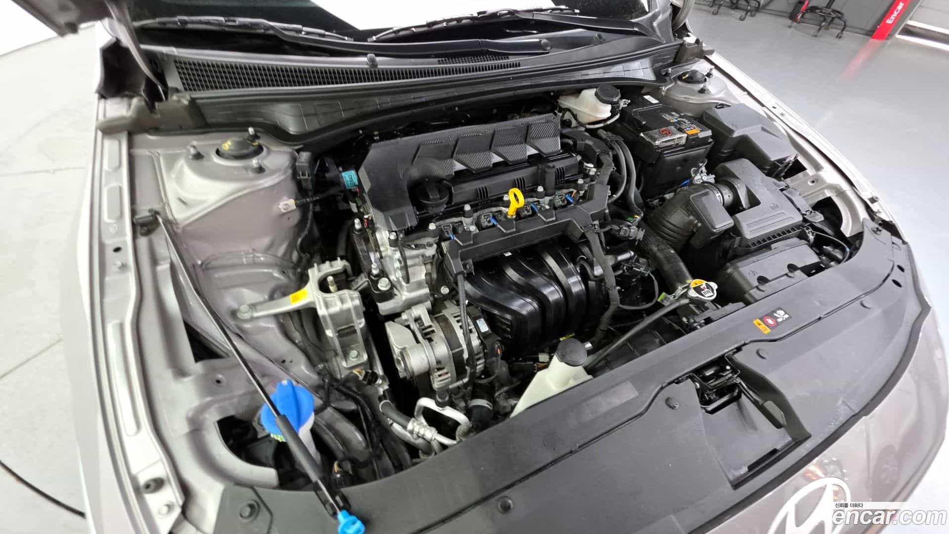 AVANTE Hyundai 2024.0-OUTER-006