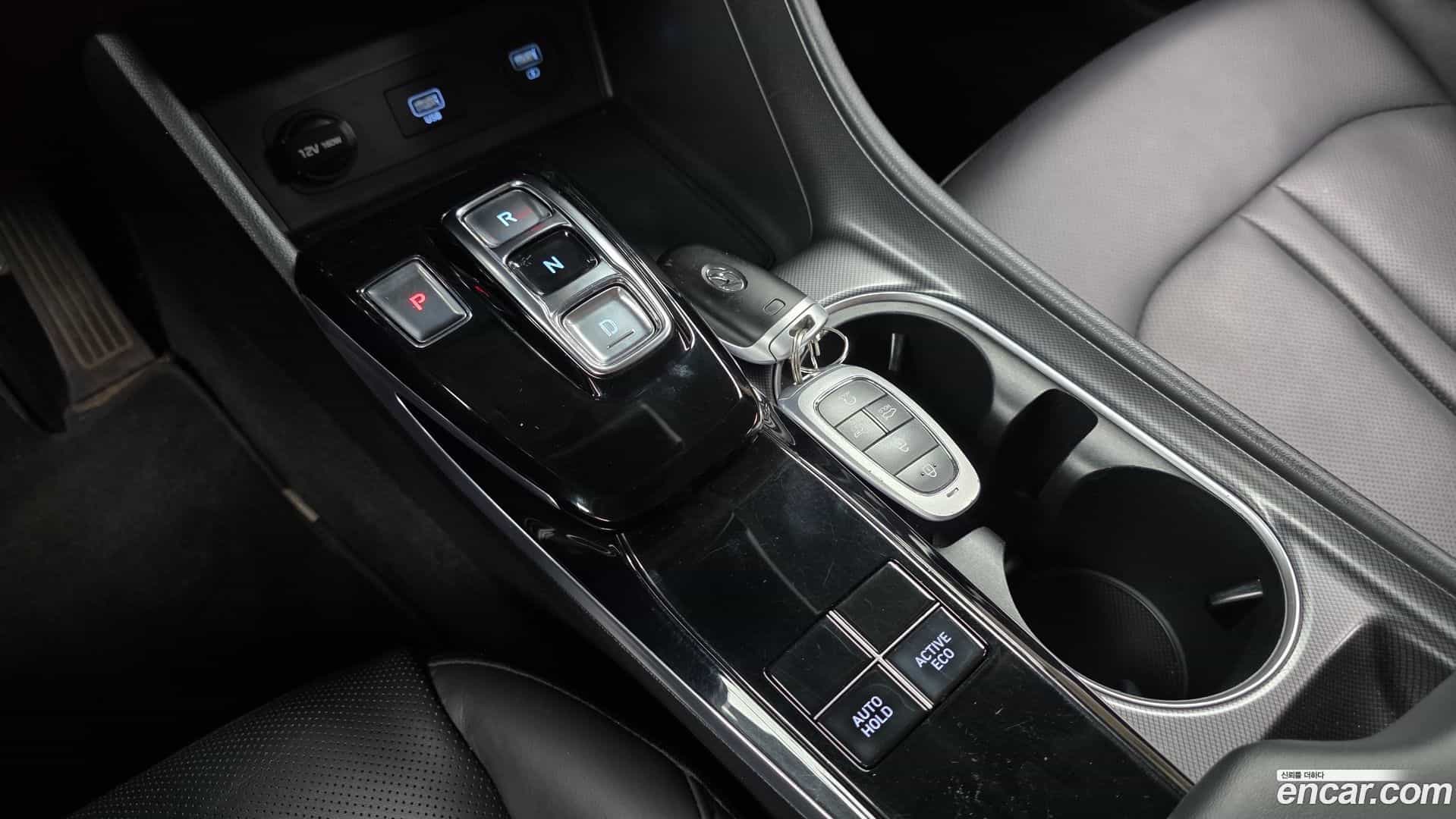 Sonata Hyundai 2019.10-INNER-009