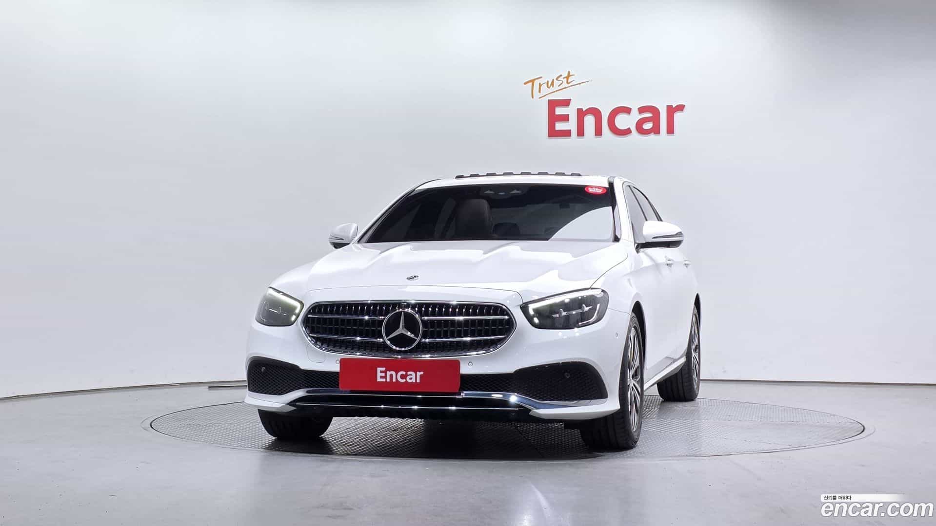 E-Class Mercedes-Benz 2022.2-OUTER-003