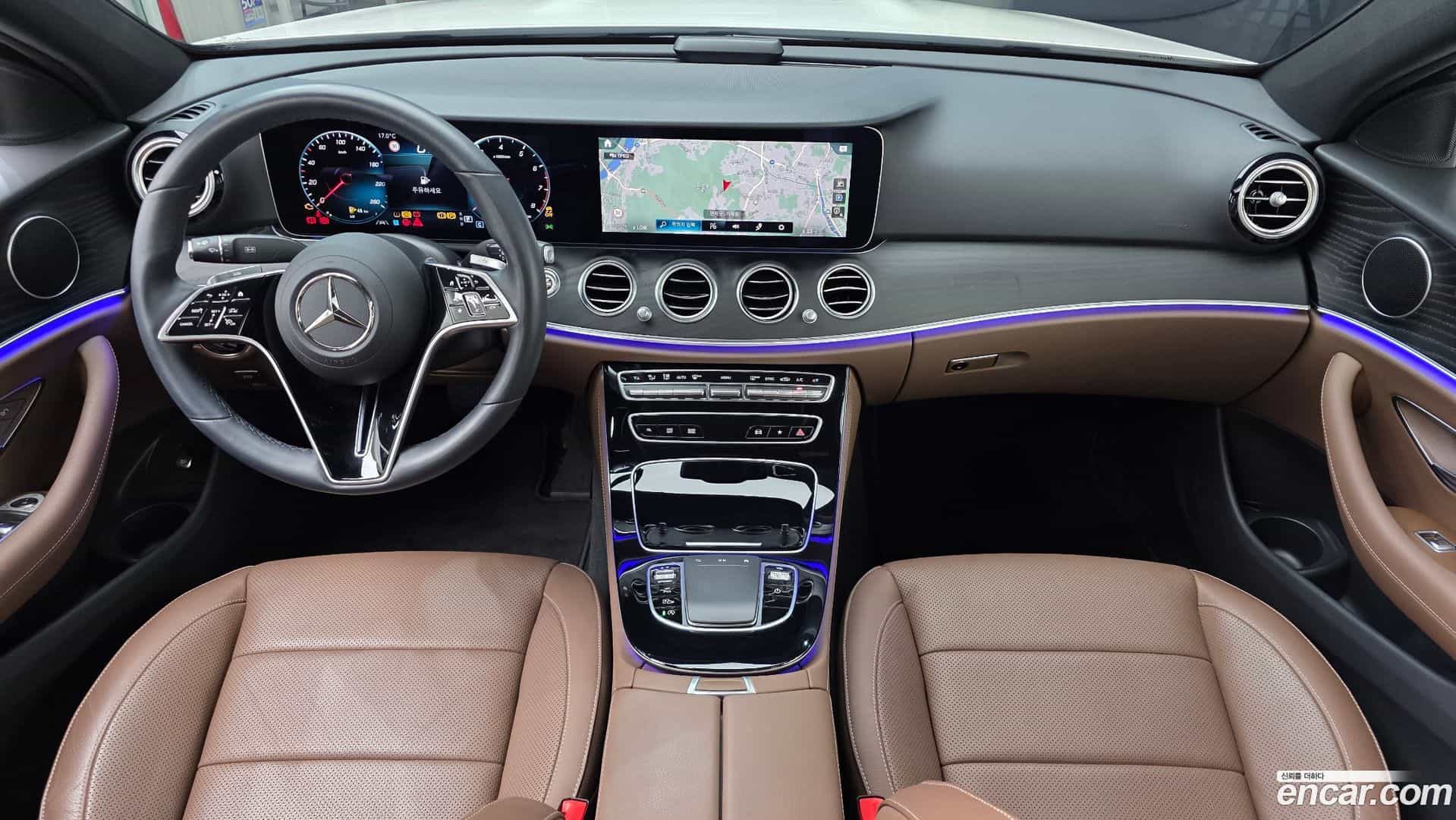 E-Class Mercedes-Benz 2022.2-INNER-007
