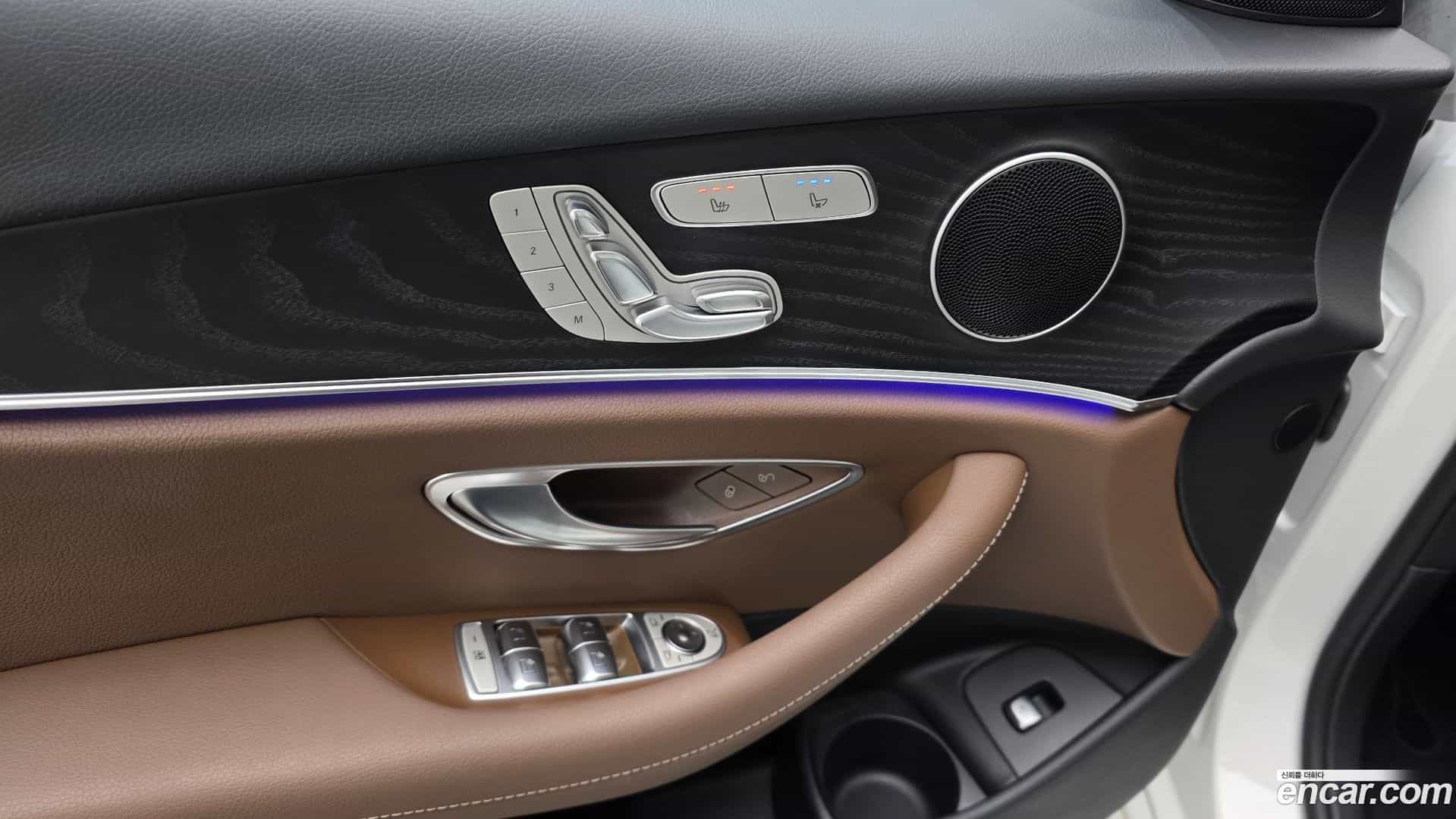 E-Class Mercedes-Benz 2022.2-OPTION-024