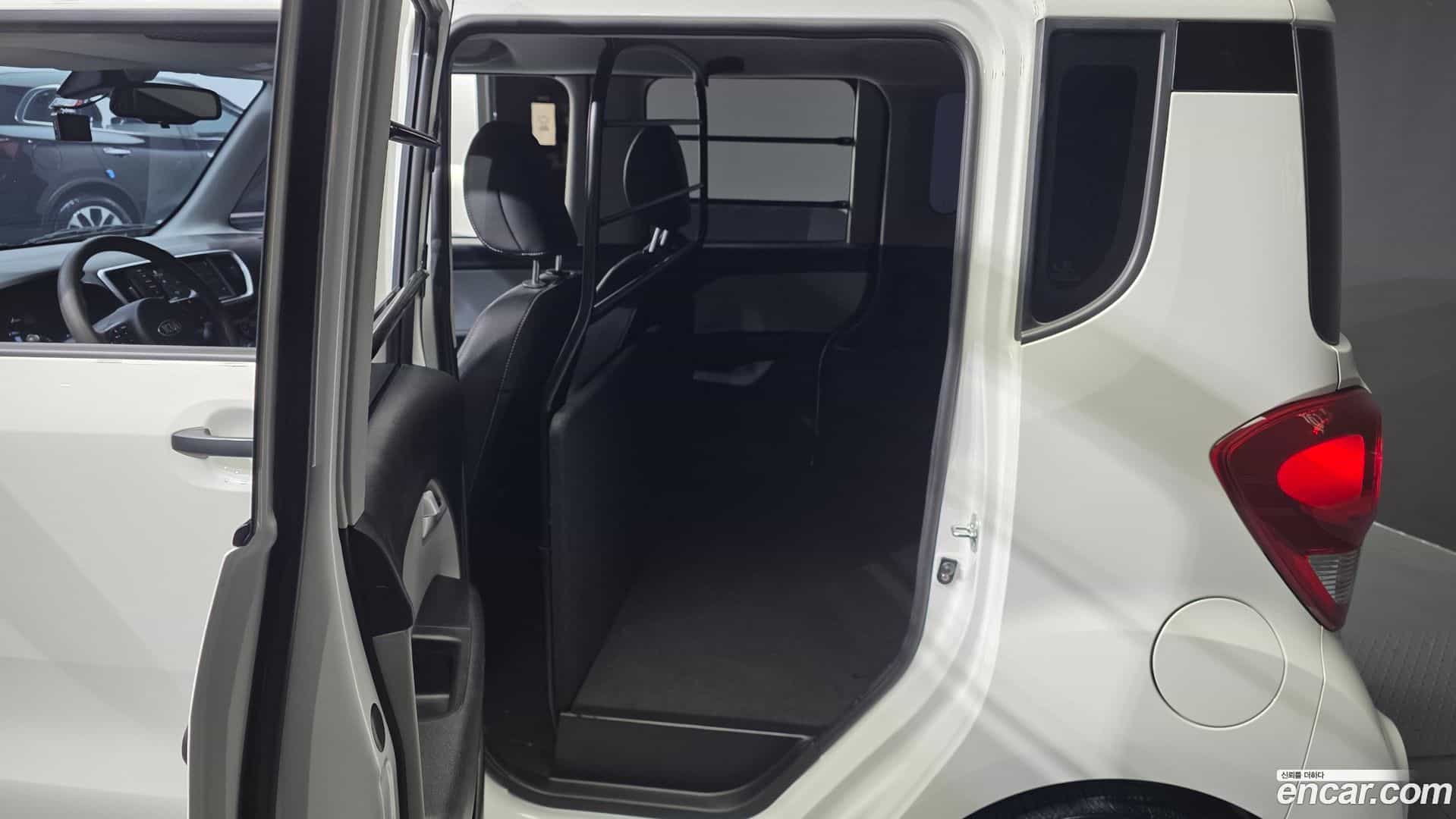 RAY Kia 2021.6-OPTION-015