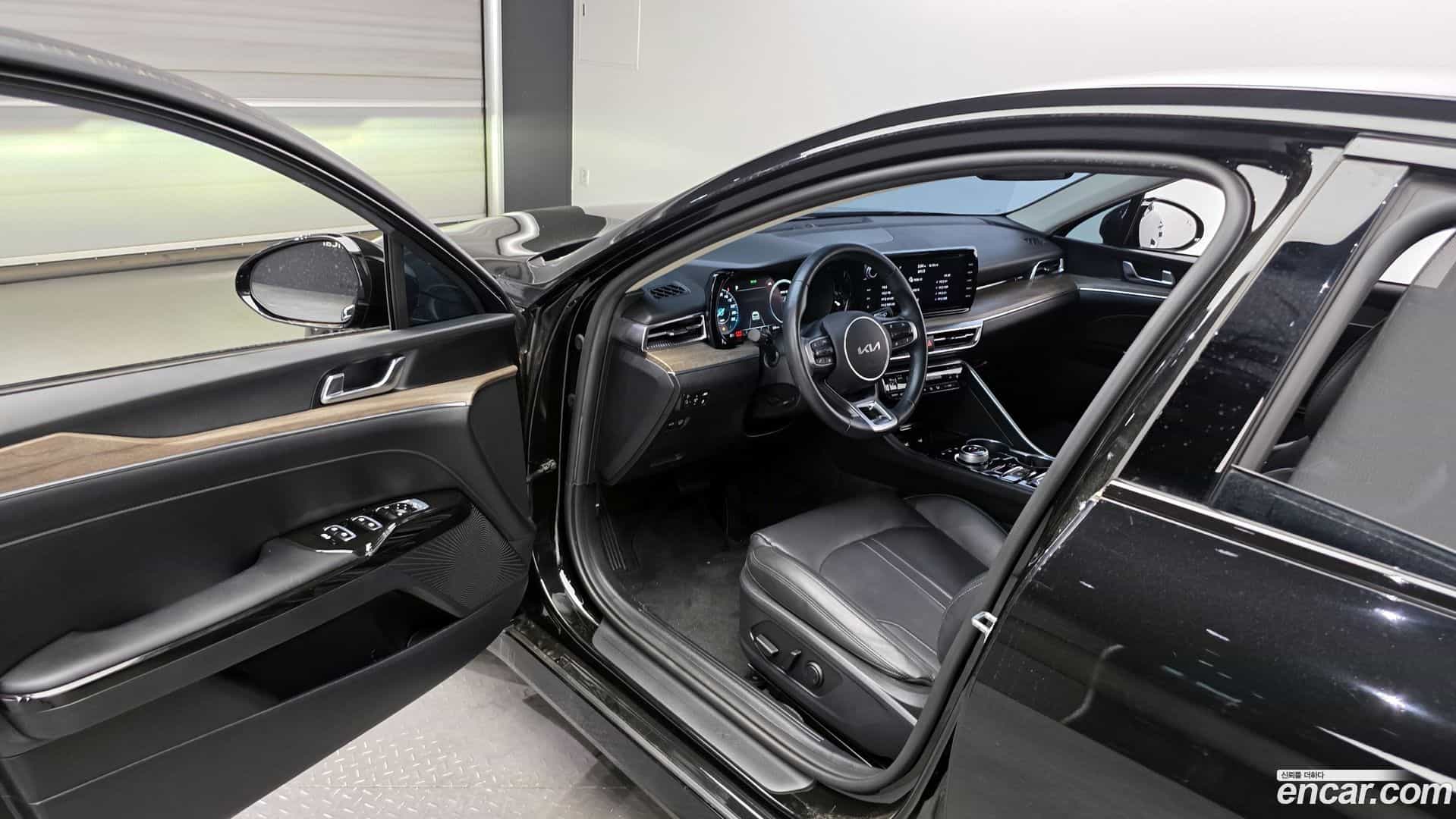 K5 Kia 2023.1-INNER-010