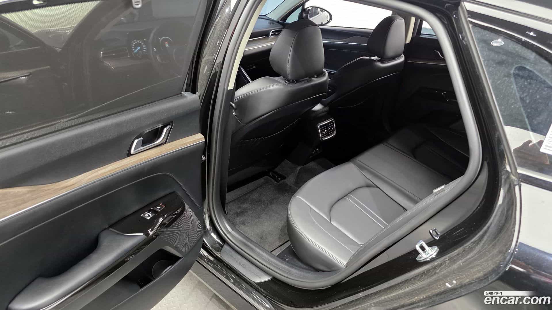 K5 Kia 2023.1-OPTION-015