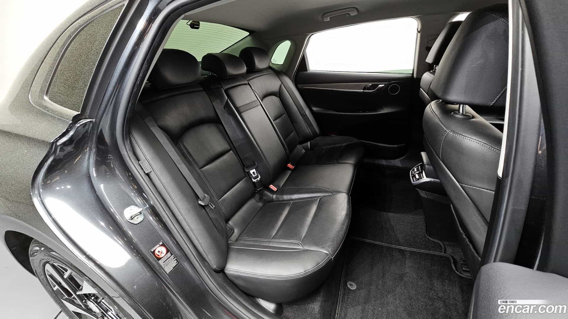 Grandeur Hyundai 2022.3-OPTION-015