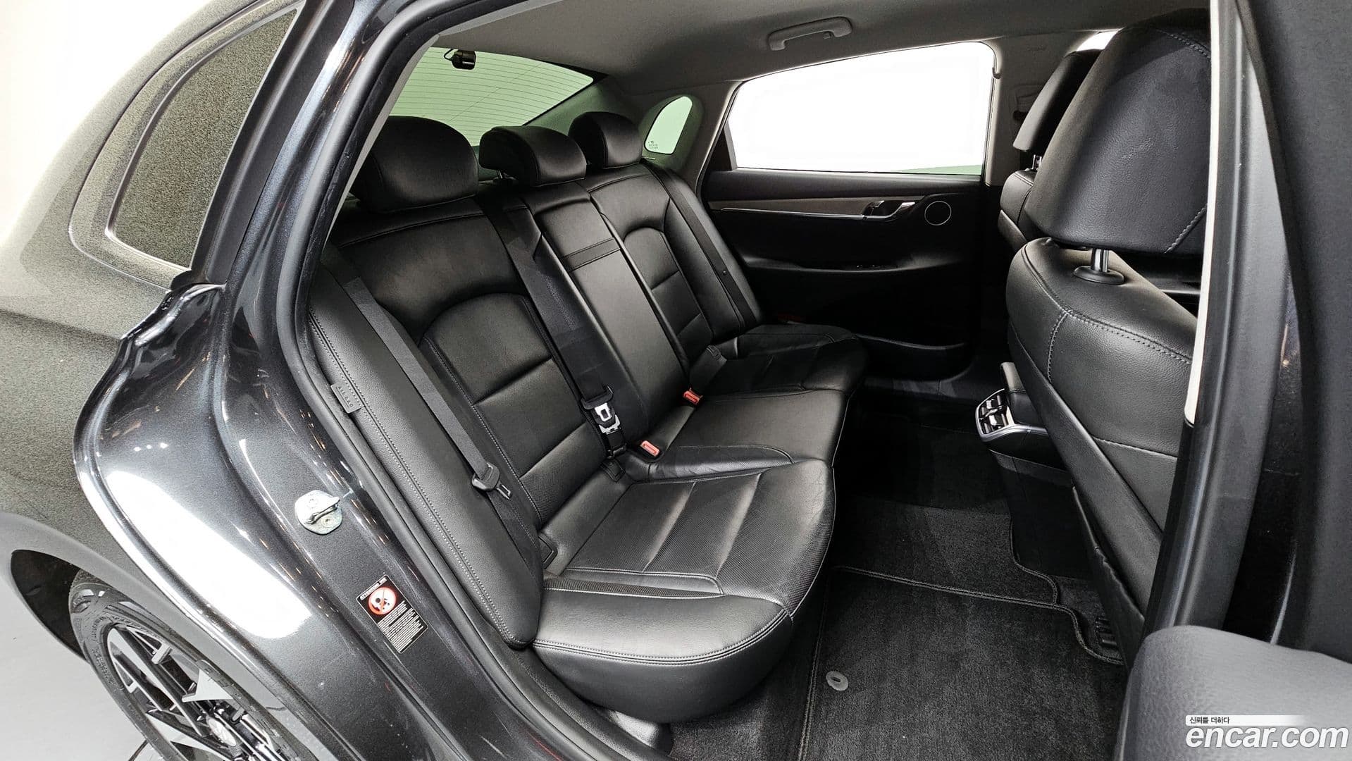Main__Slider__Photo:Grandeur Hyundai 2022.3-10
