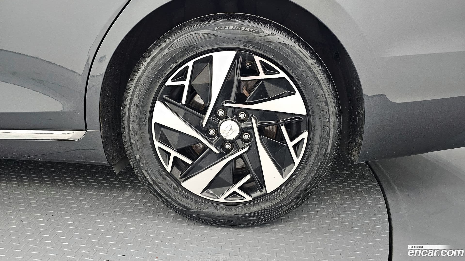 Main__Slider__Photo:Grandeur Hyundai 2022.3-20