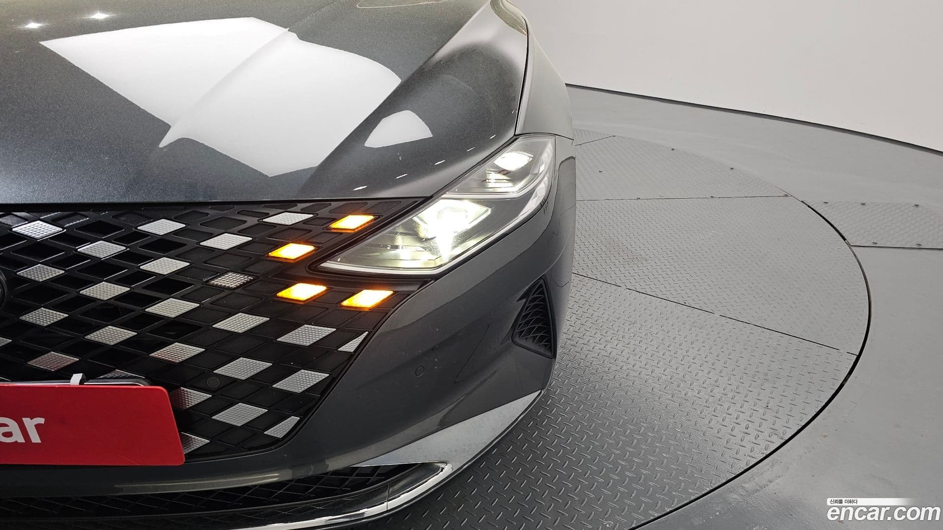 Main__Slider__Photo:Grandeur Hyundai 2022.3-21