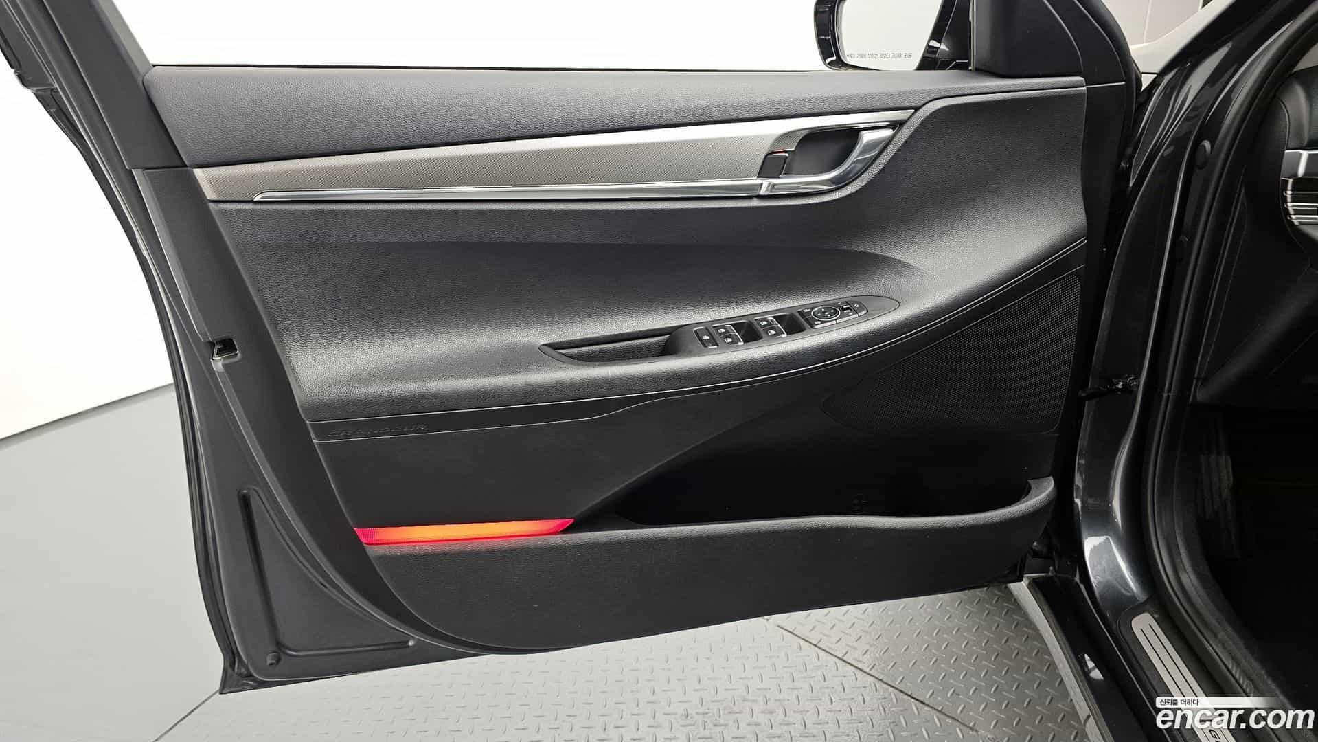 Grandeur Hyundai 2022.3-INNER-034