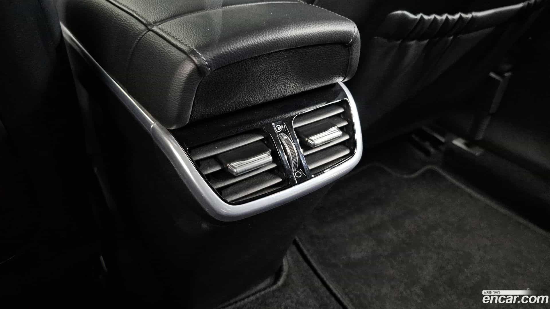 Grandeur Hyundai 2022.3-OPTION-044