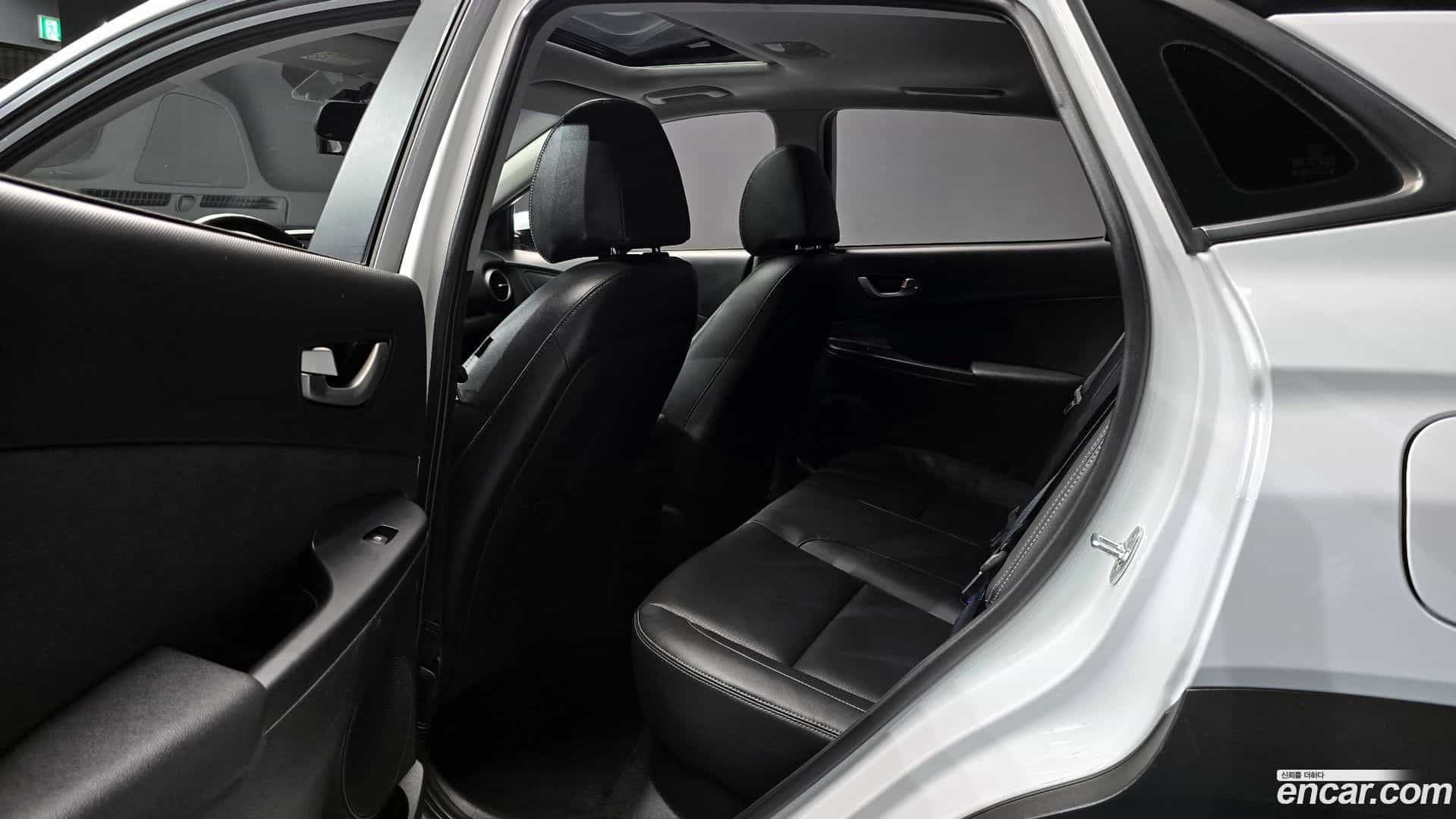 Kona Hyundai 2017.10-OPTION-016