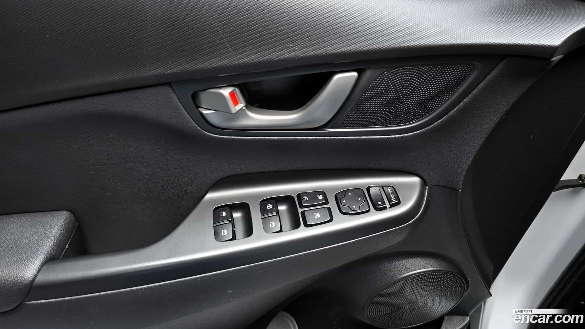 Kona Hyundai 2017.10-OPTION-022