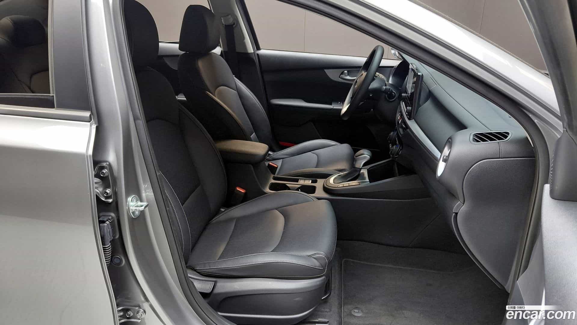 K3 Kia 2023.3-INNER-010