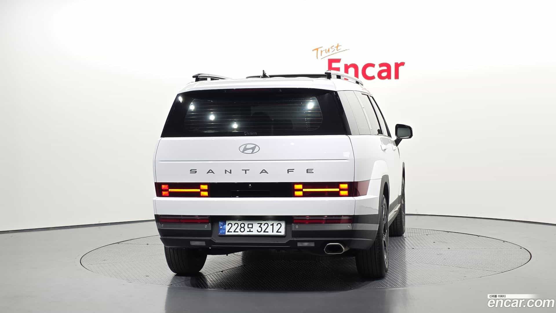 Santafe Hyundai 2023.11-OUTER-004