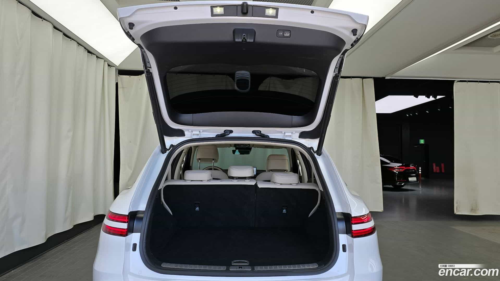 GV70 Genesis 2024.0-OPTION-024