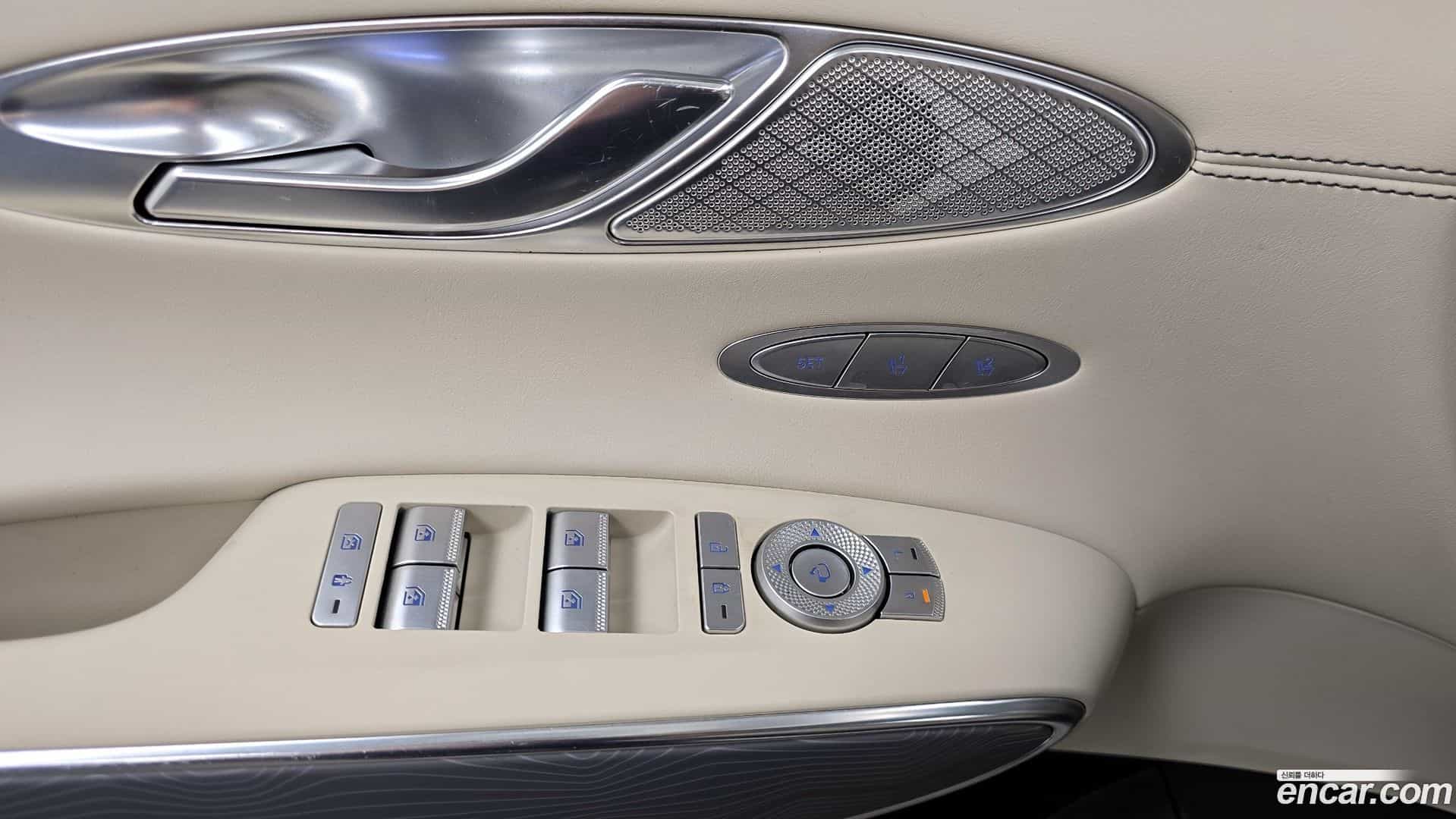 GV70 Genesis 2024.0-INNER-036