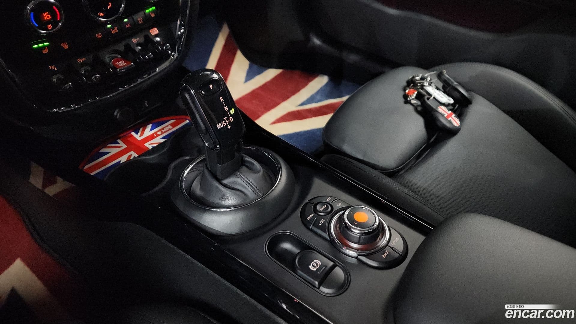 Main__Slider__Photo:Clubman Mini 2020.4-8