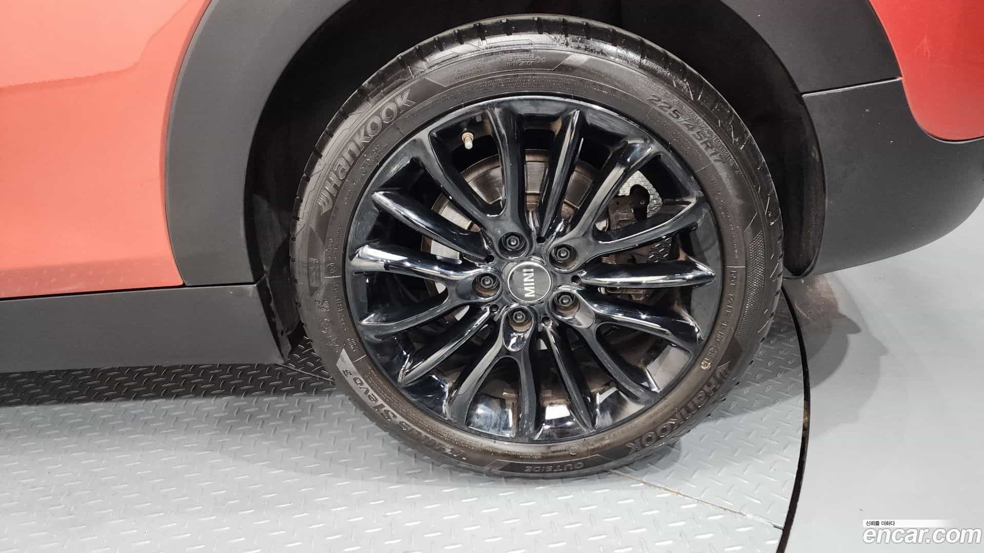 Clubman Mini 2020.4-OUTER-031