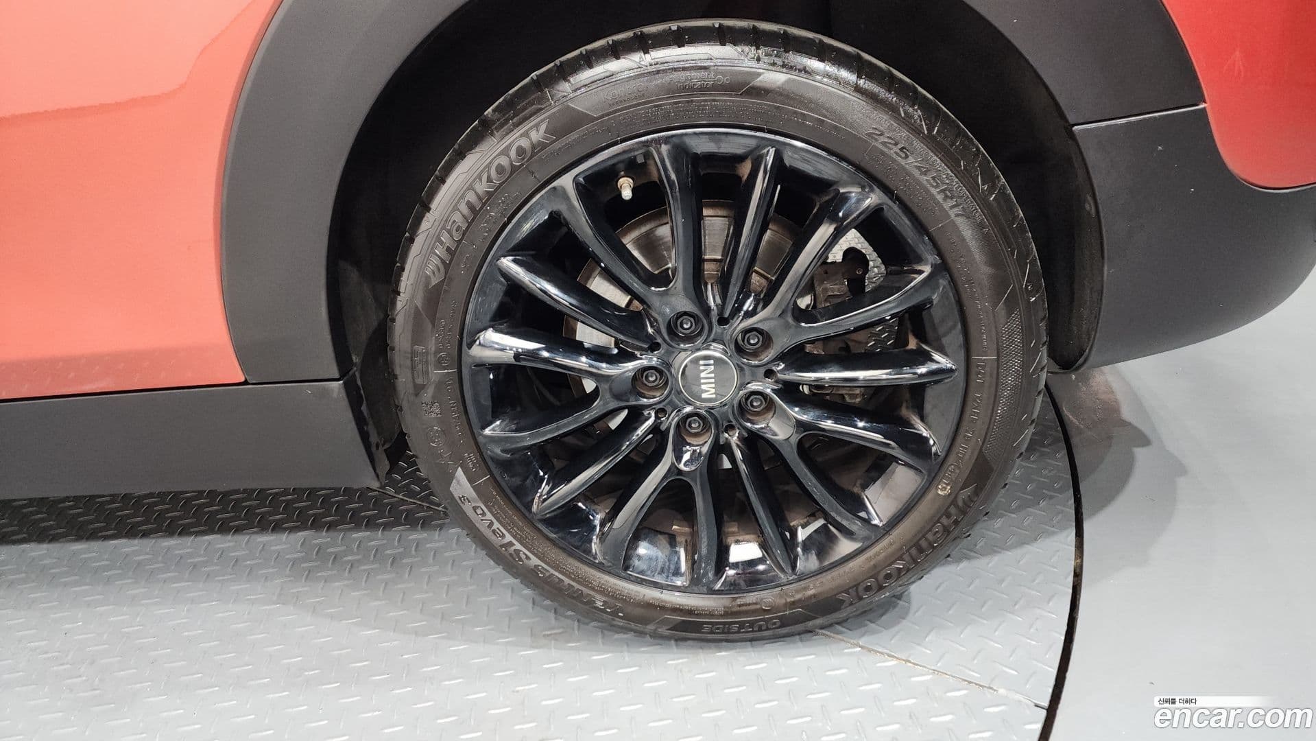 Main__Slider__Photo:Clubman Mini 2020.4-20