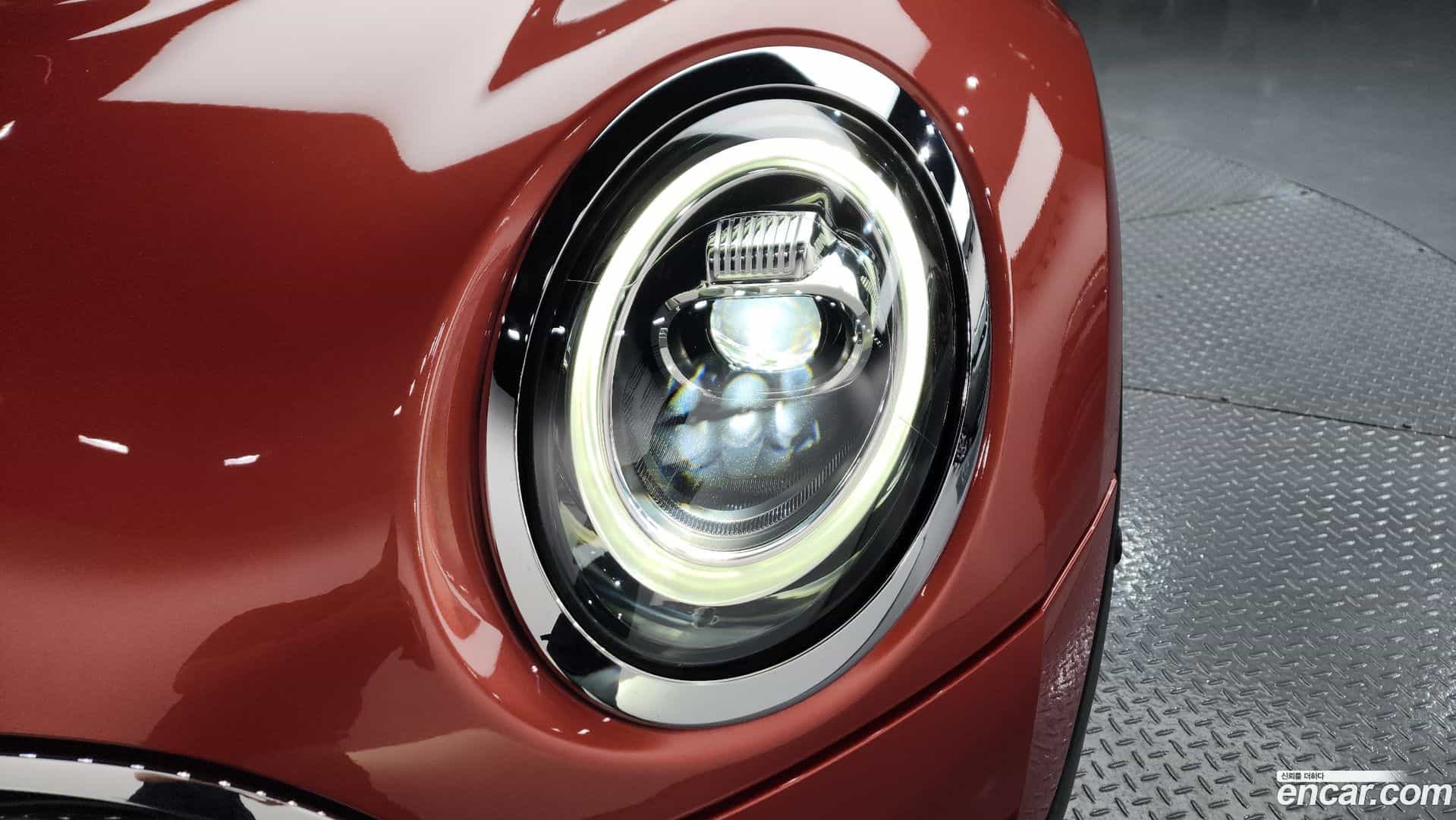 Clubman Mini 2020.4-OUTER-032