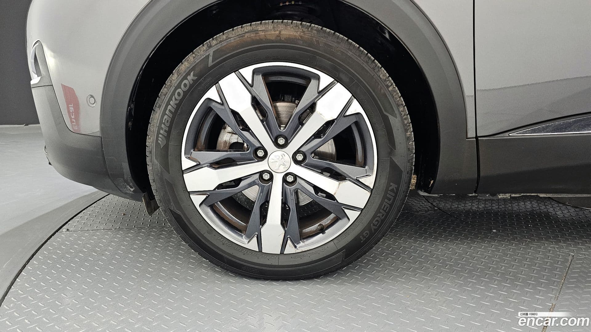 Main__Slider__Photo:5008 Peugeot 2019.9-4