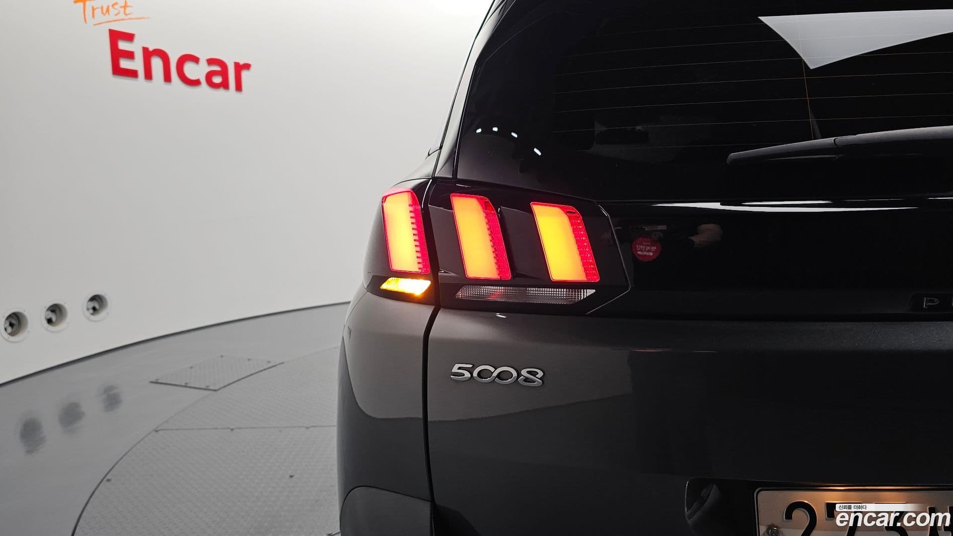 Main__Slider__Photo:5008 Peugeot 2019.9-22