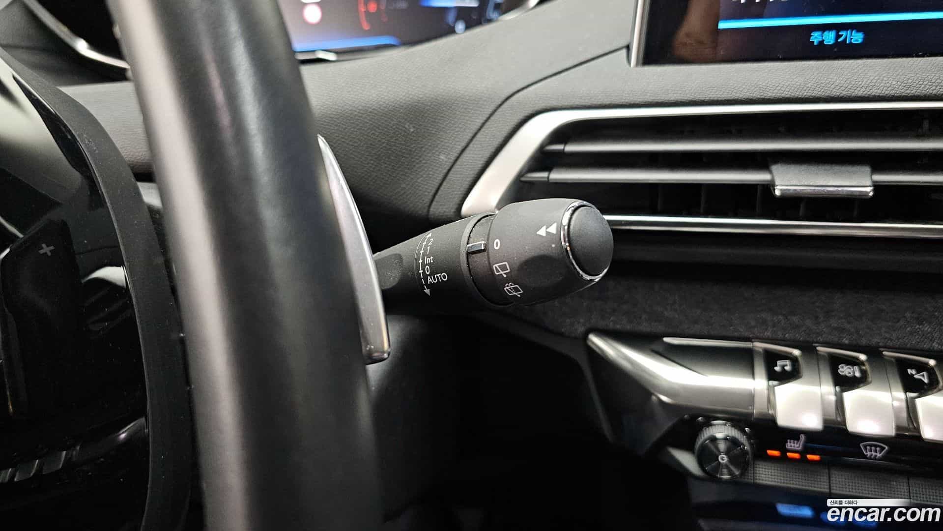 5008 Peugeot 2019.9-OPTION-042