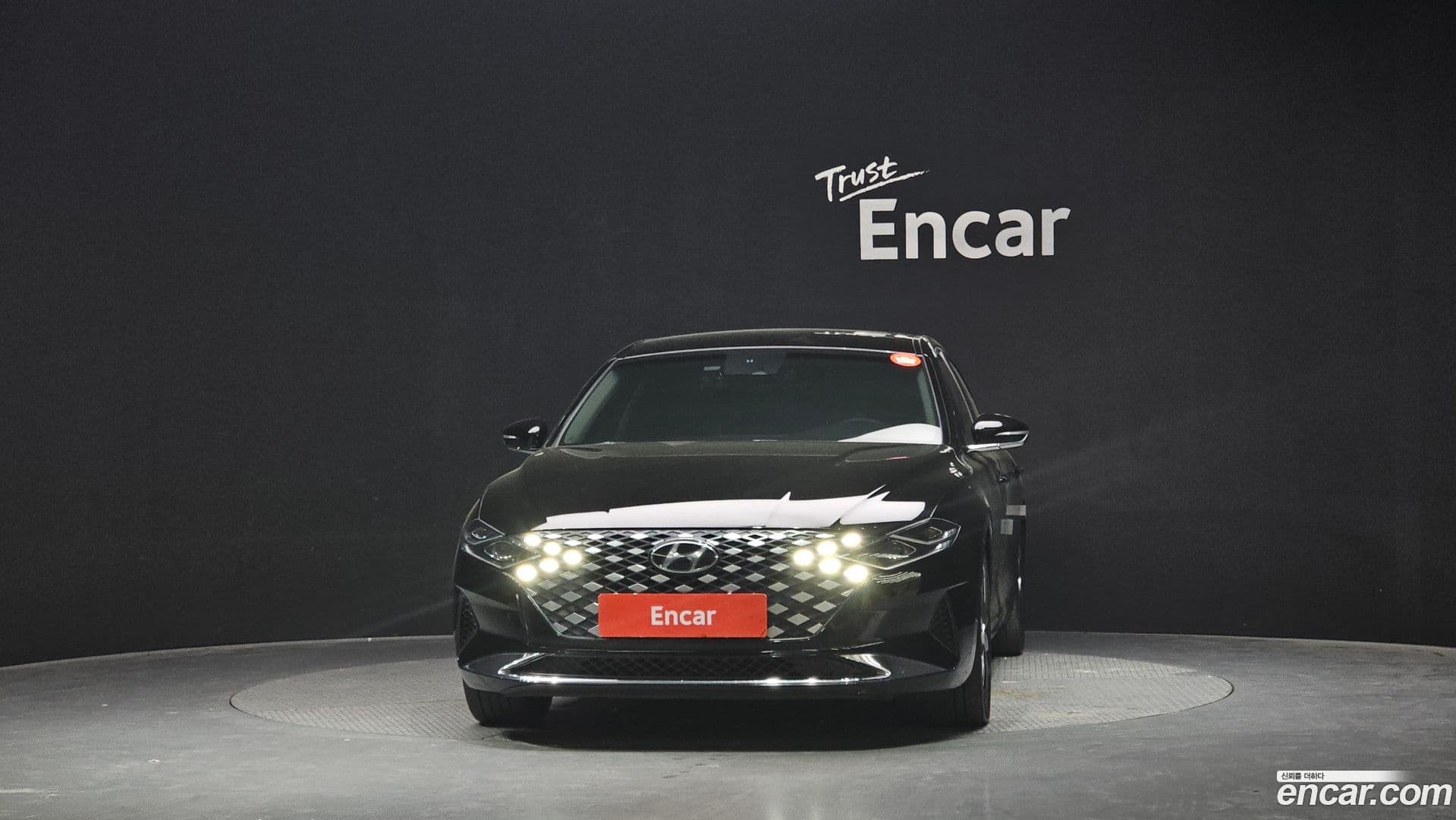 Main__Slider__Photo:Grandeur Hyundai 2020.10-2
