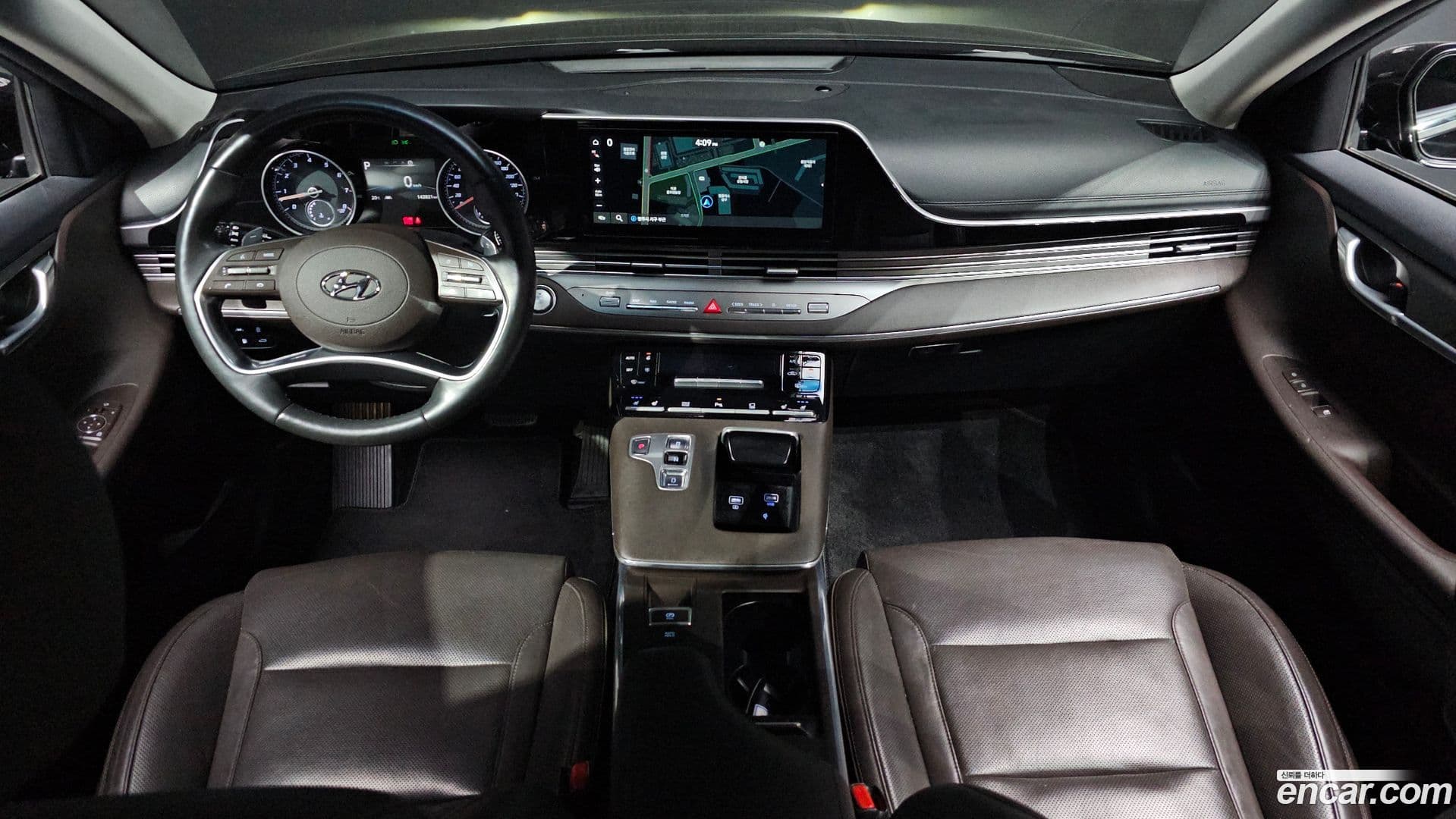 Main__Slider__Photo:Grandeur Hyundai 2020.10-6