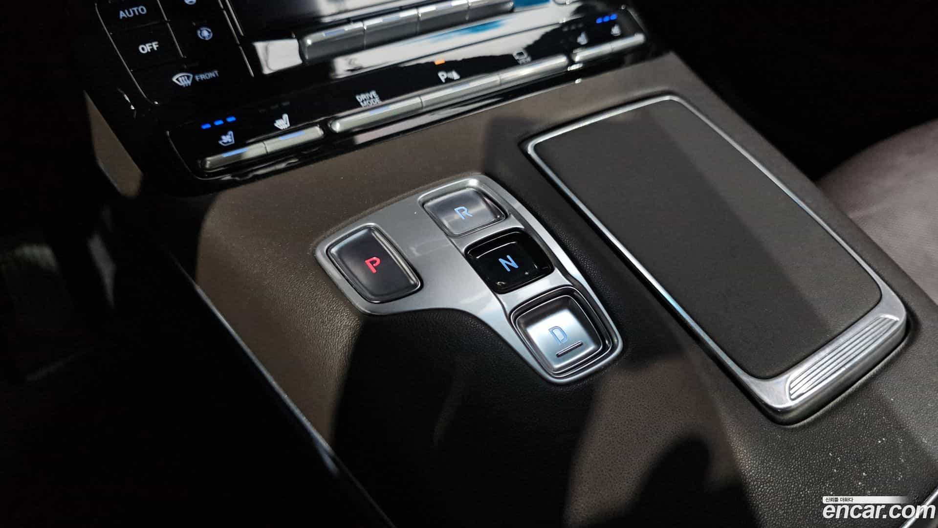 Grandeur Hyundai 2020.10-INNER-009