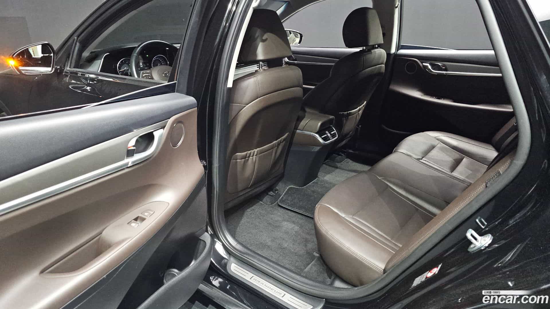 Grandeur Hyundai 2020.10-OPTION-015