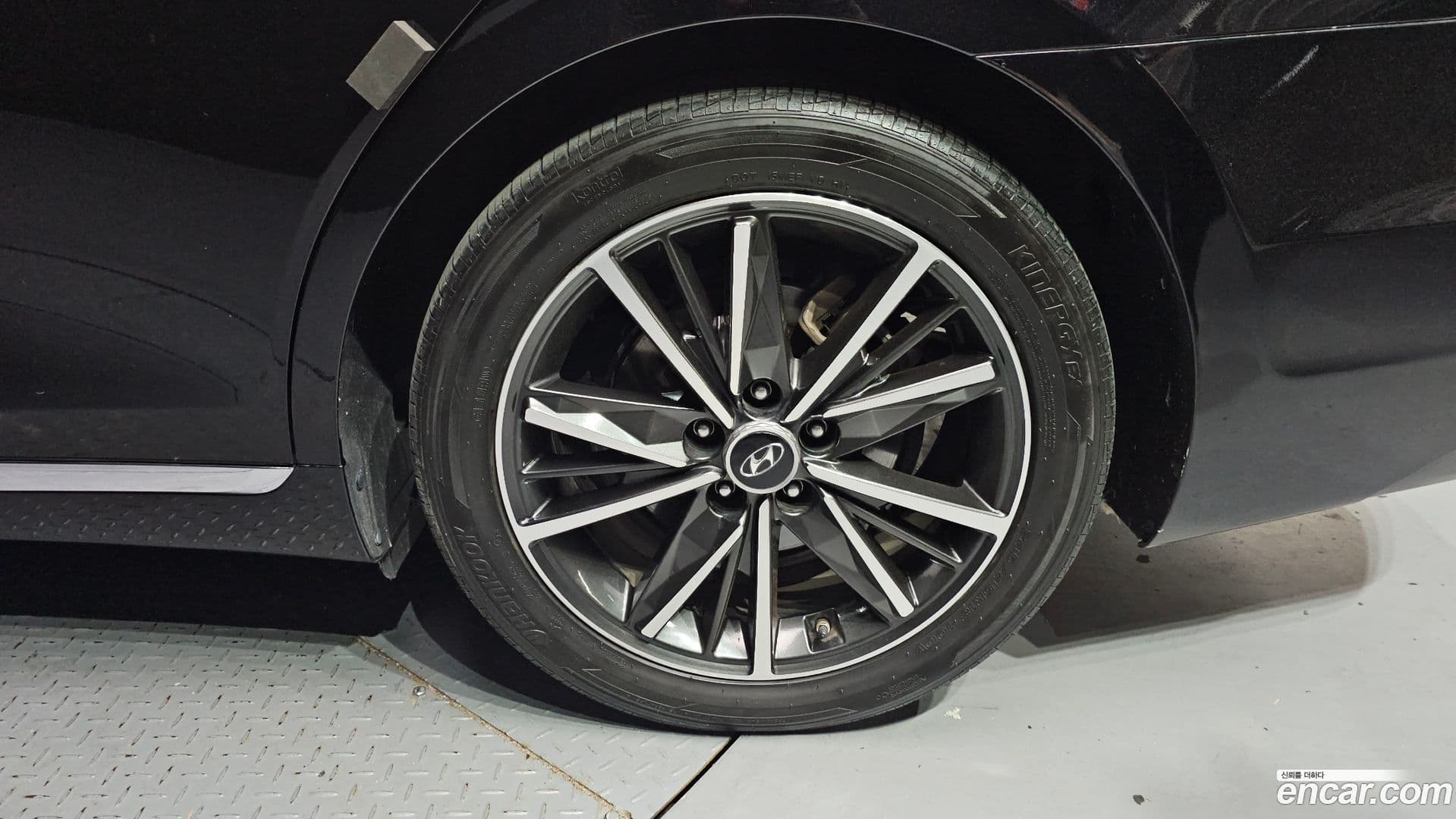 Main__Slider__Photo:Grandeur Hyundai 2020.10-20