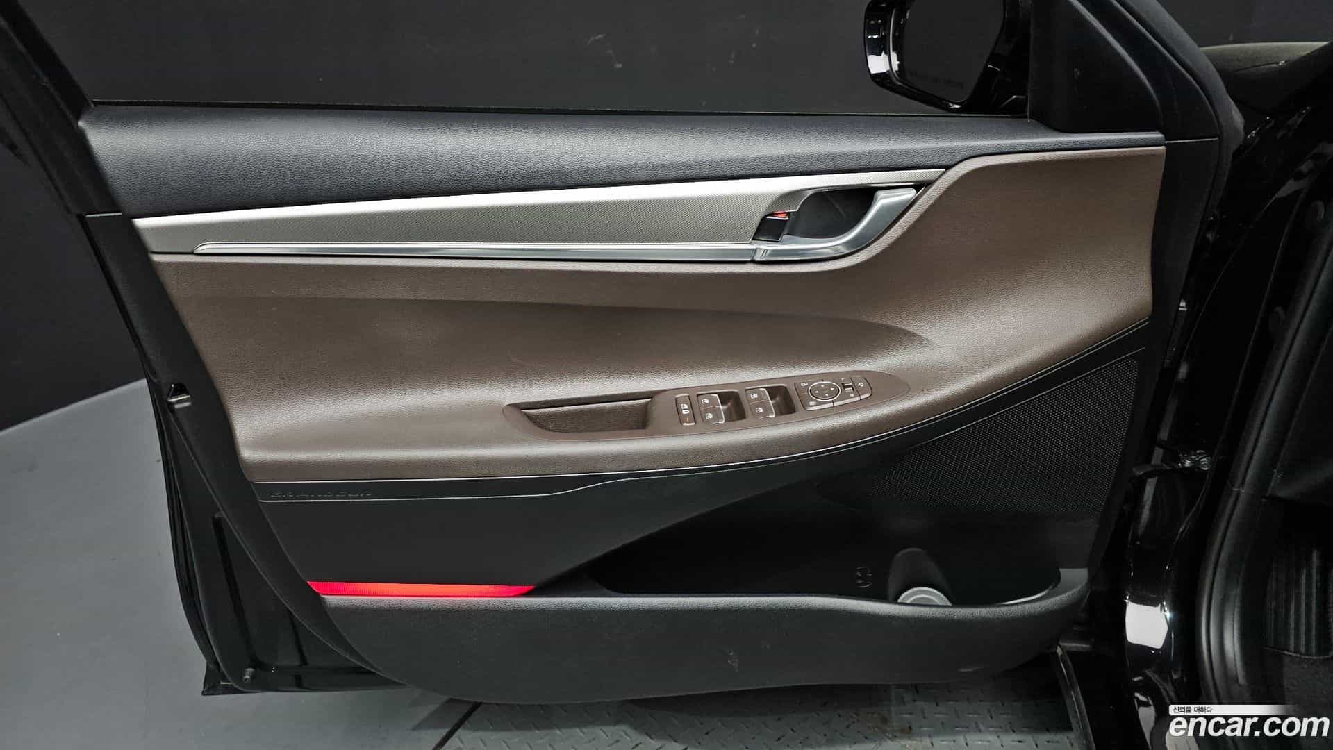 Grandeur Hyundai 2020.10-INNER-034